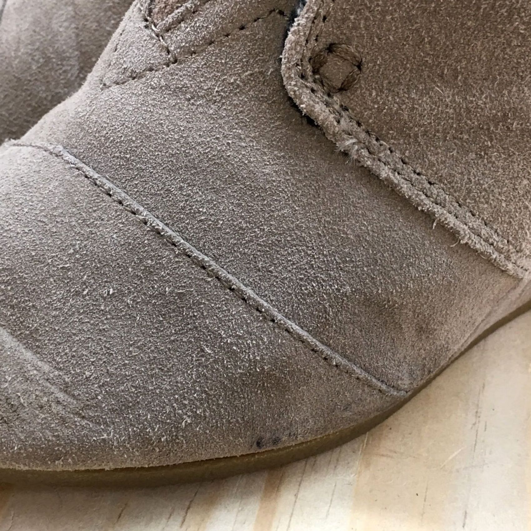 Toms TOMS Desert Wedge Ankle Bootie Boots Brown Suede Lace Up 6.5 Women’s Boot IE Size US 7 / IT 37 - 4 Thumbnail