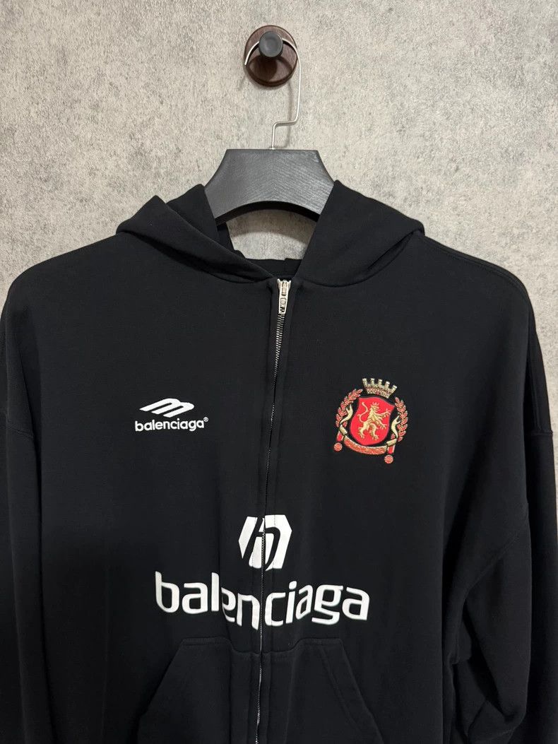 Balenciaga Balenciaga Manchester United embroidered zipper hoodie swe Size US XS / EU 42 / 0 - 2 Thumbnail