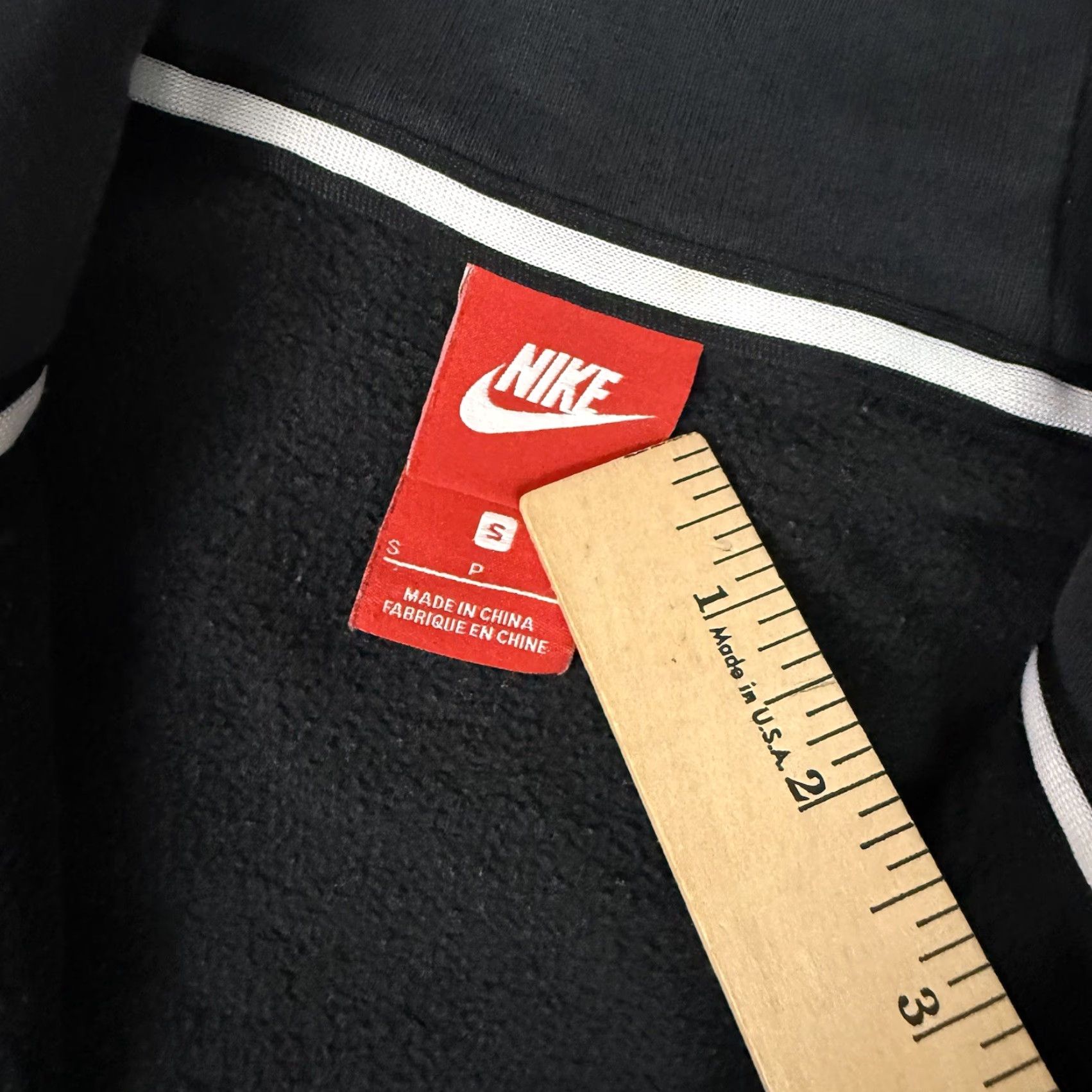 Nike VINTAGE Nike Sportswear Club Fleece Full Zip Up Hoodie Mens Small Black Swoosh Logo Air Size US S / EU 44-46 / 1 - 7 Thumbnail