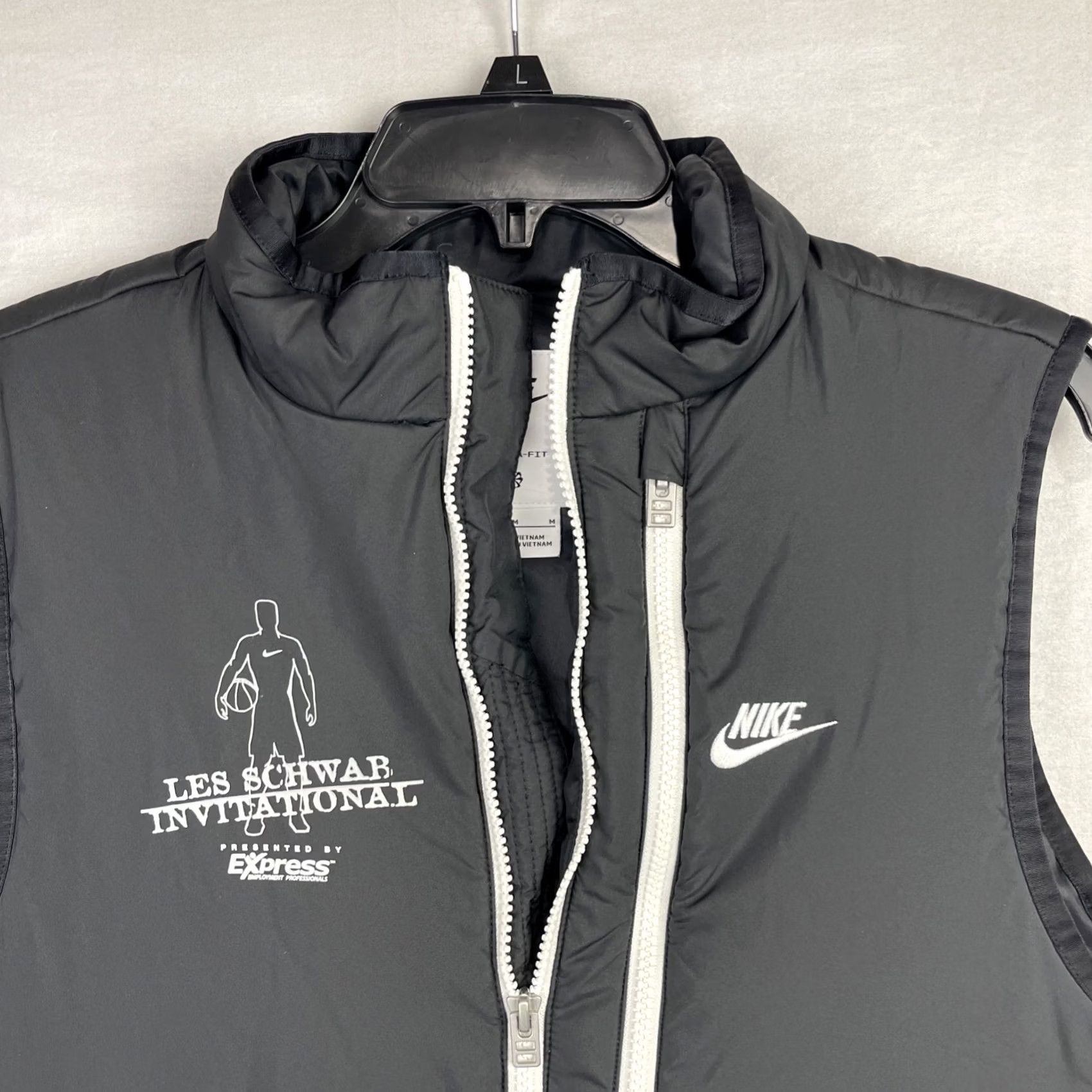 Nike Nike Vest Mens Medium Black Sportswear Therma FIT Legacy Les Schwab Invitational Vest Size US M / EU 48-50 / 2 - 3 Thumbnail