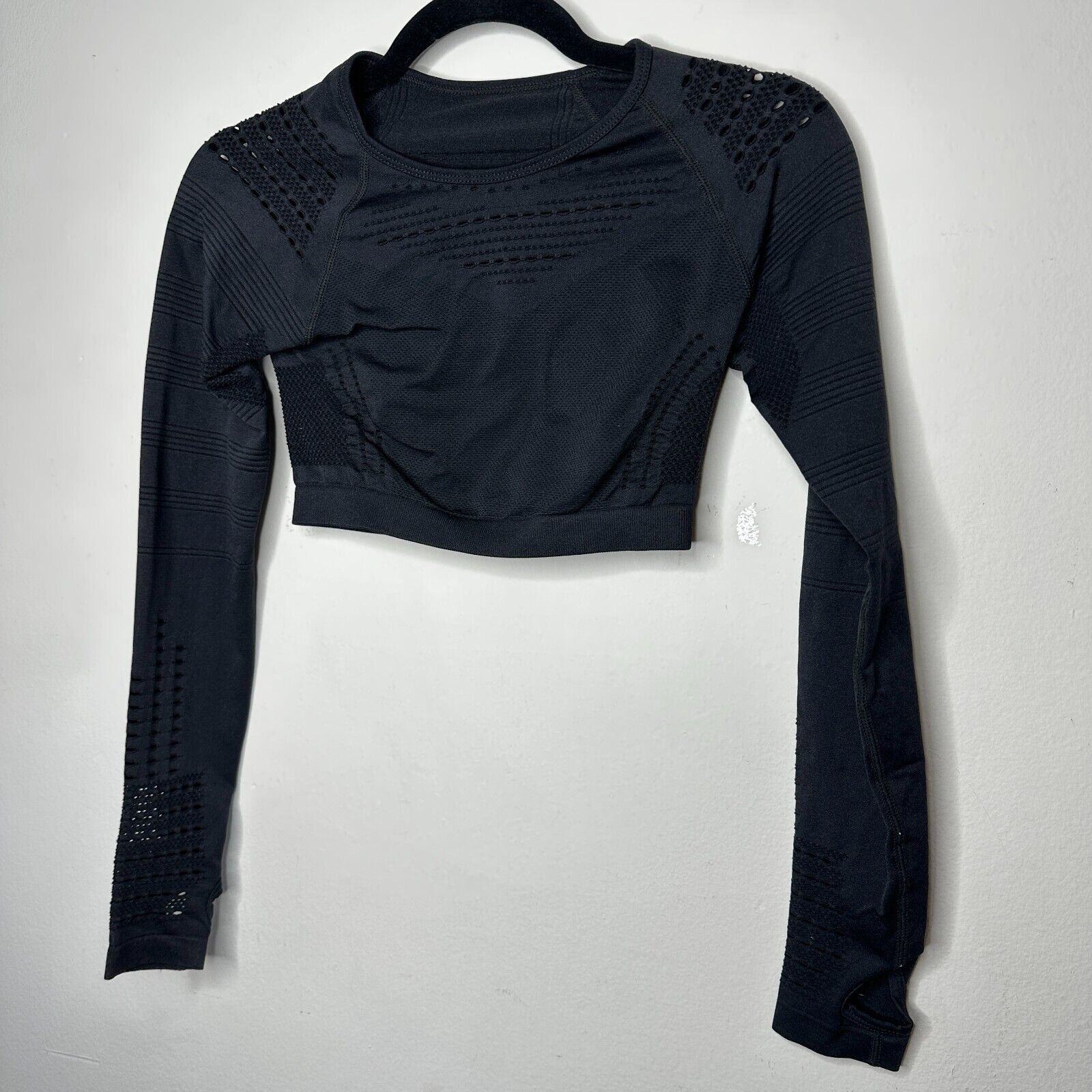 Other Black Crop Workout Top Long Sleeve Thumbholes Laser Cut SM Size S / US 4 / IT 40 - 2 Thumbnail