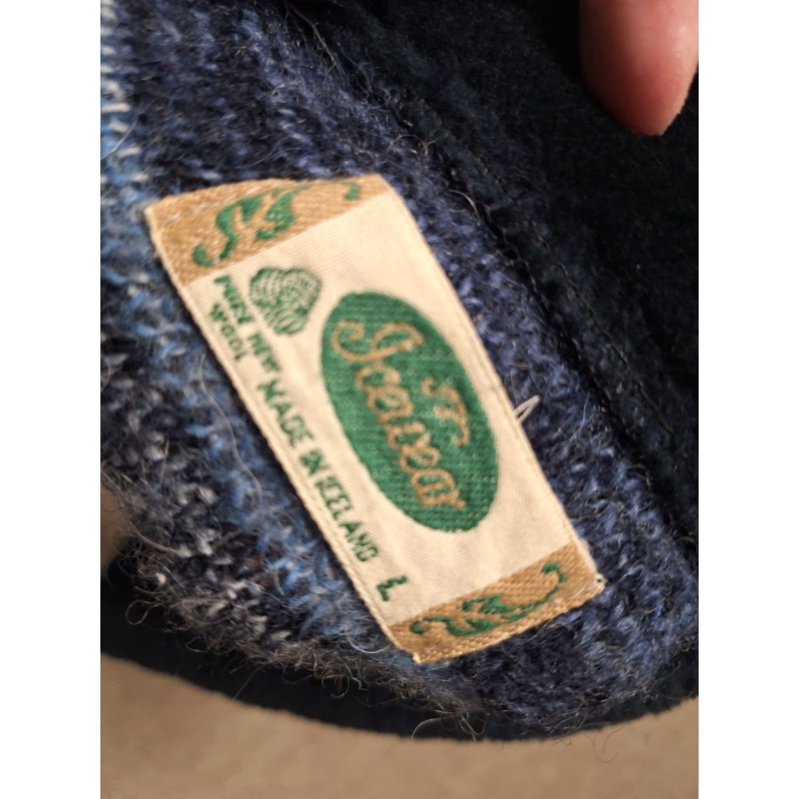 Vintage VINTAGE Icewear Iceland Nordic Cardigan Sweater L Women Blue 100% Wool Zip Fur Collar Size L / US 10 / IT 46 - 2 Thumbnail