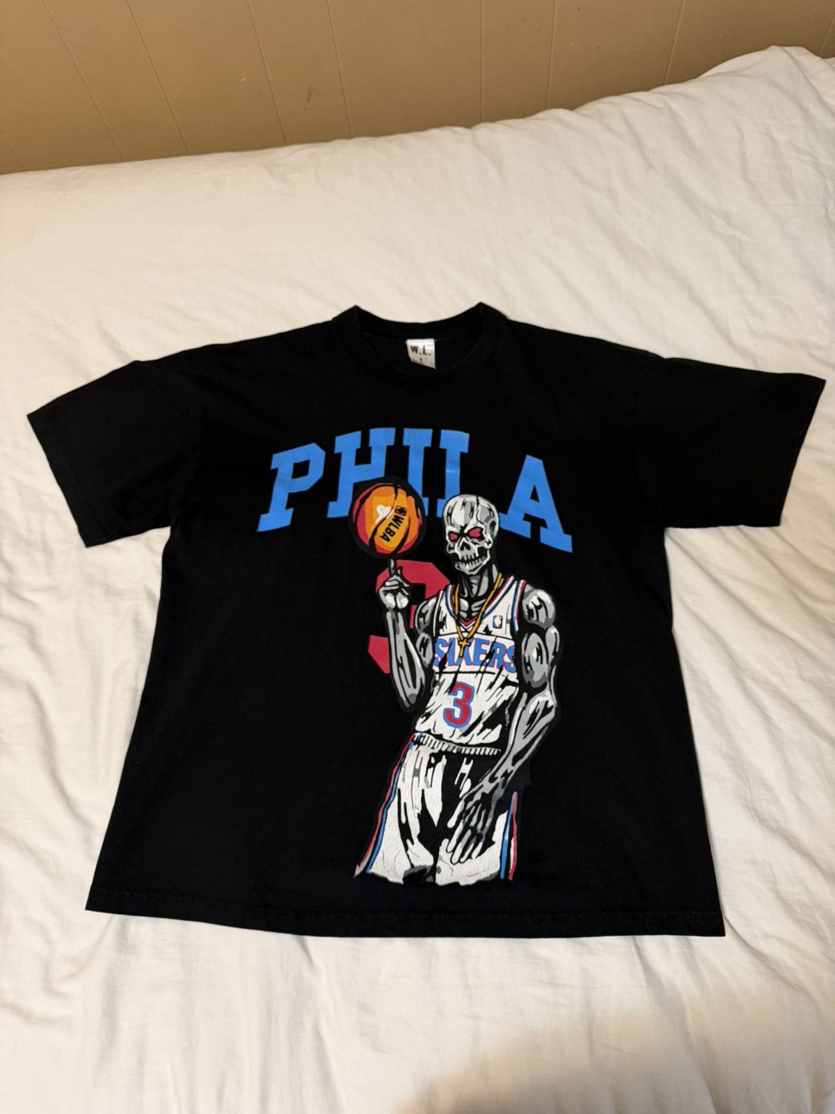 Warren Lotas NBA Phila Allen Iverson Black Tee Size Large