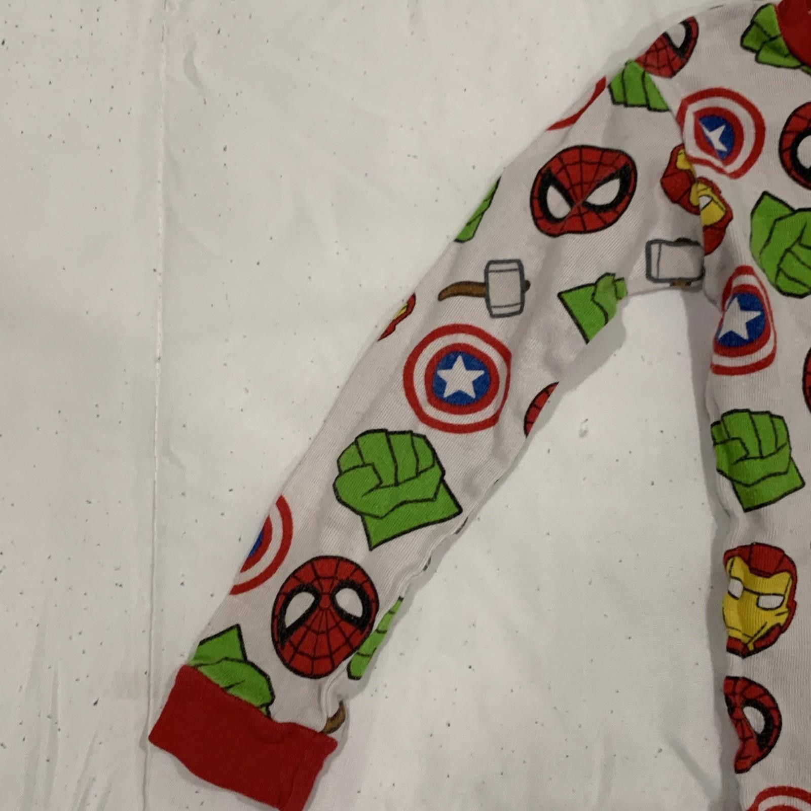 Marvel Comics Spider-Man, Iron Man, Marvel Kids' 2-Piece Pajama Set - 5T Size ONE SIZE - 6 Thumbnail