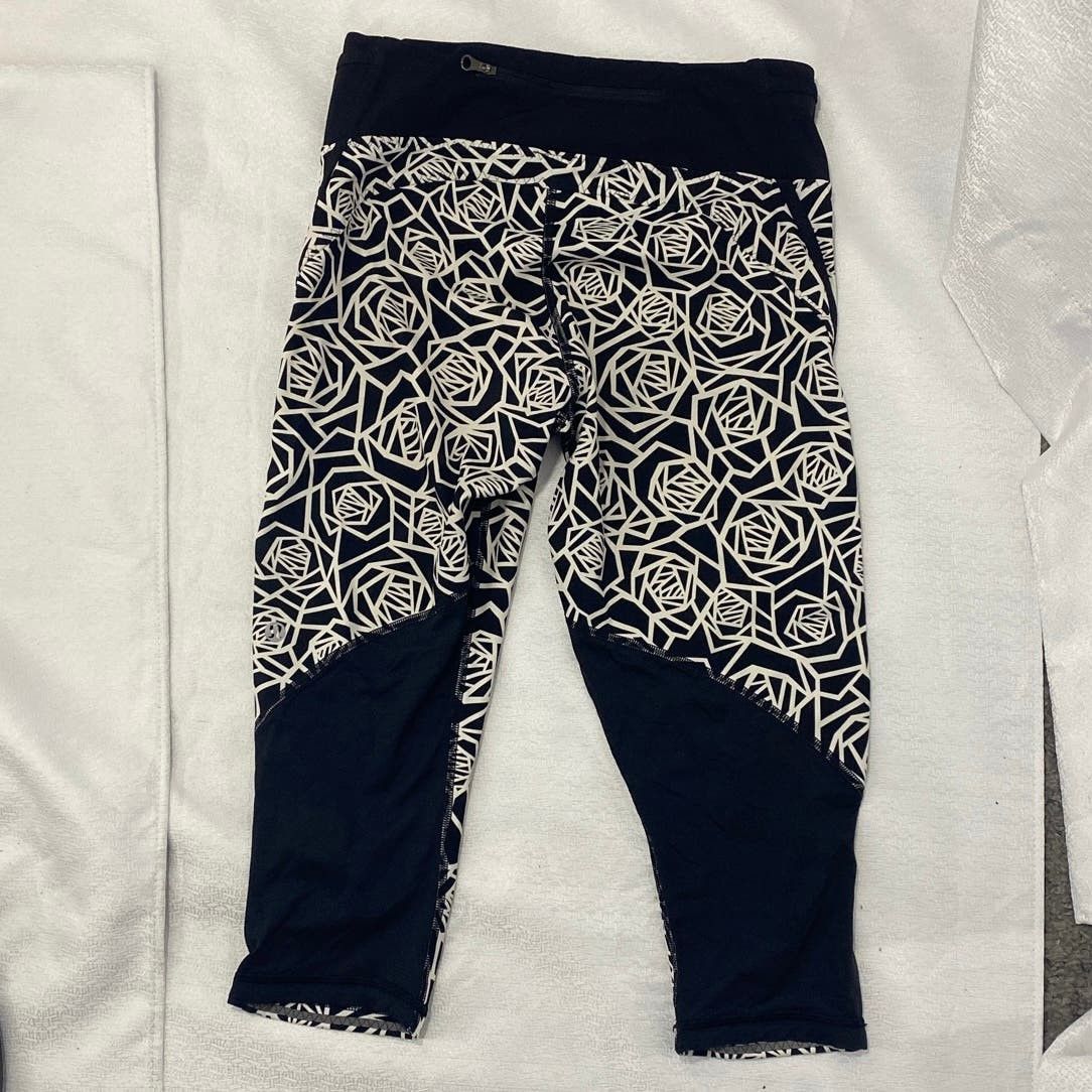 Lululemon Lululemon black white Real Quick Cropped Leggings women sz 6 Size 28" / US 6 / IT 42 - 4 Thumbnail