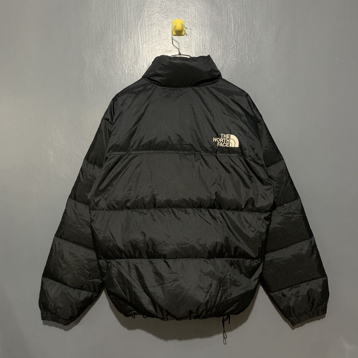 The North Face × Vintage THE NORTH FACE 1996 NUPTSE PUFFER DOWN JACKET Size US L / EU 52-54 / 3 - 2 Thumbnail