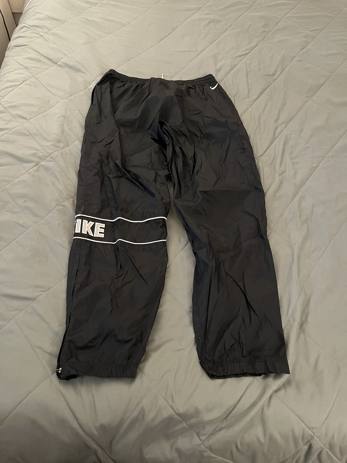 Nike × Vintage Vintage Nike embroidered sweatpants Size US 34 / EU 50 - 2 Thumbnail