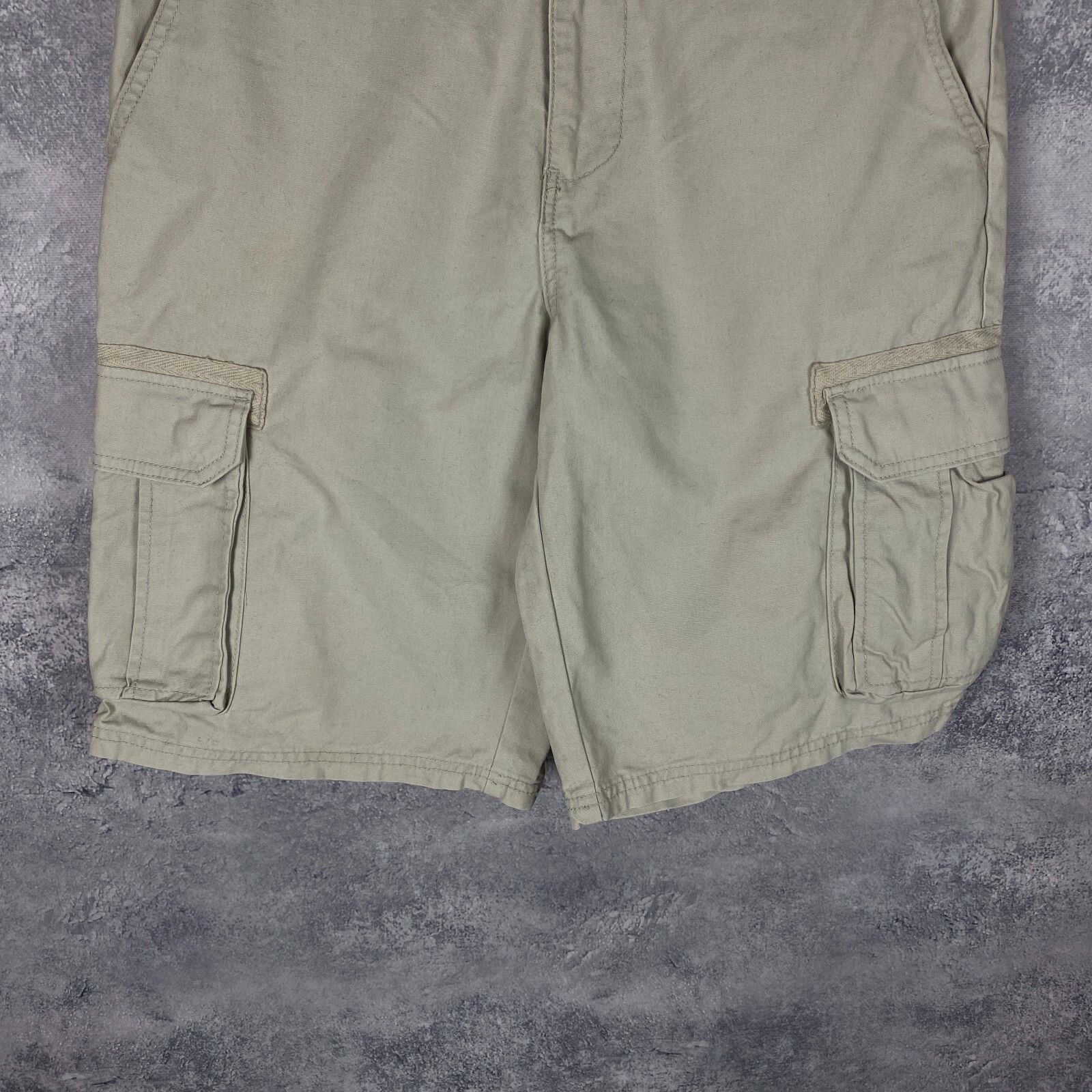 Gap GAP Cargo Shorts Men's Size 30 Beige ` Size US 30 / EU 46 - 3 Thumbnail