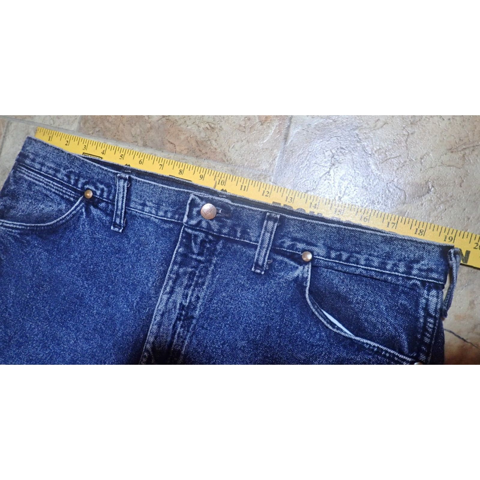 Wrangler VINTAGE Wrangler 13MWZ Bootcut Jeans Adult 38x34 Blue Acid Wash 90s Mens Size US 38 / EU 54 - 5 Thumbnail