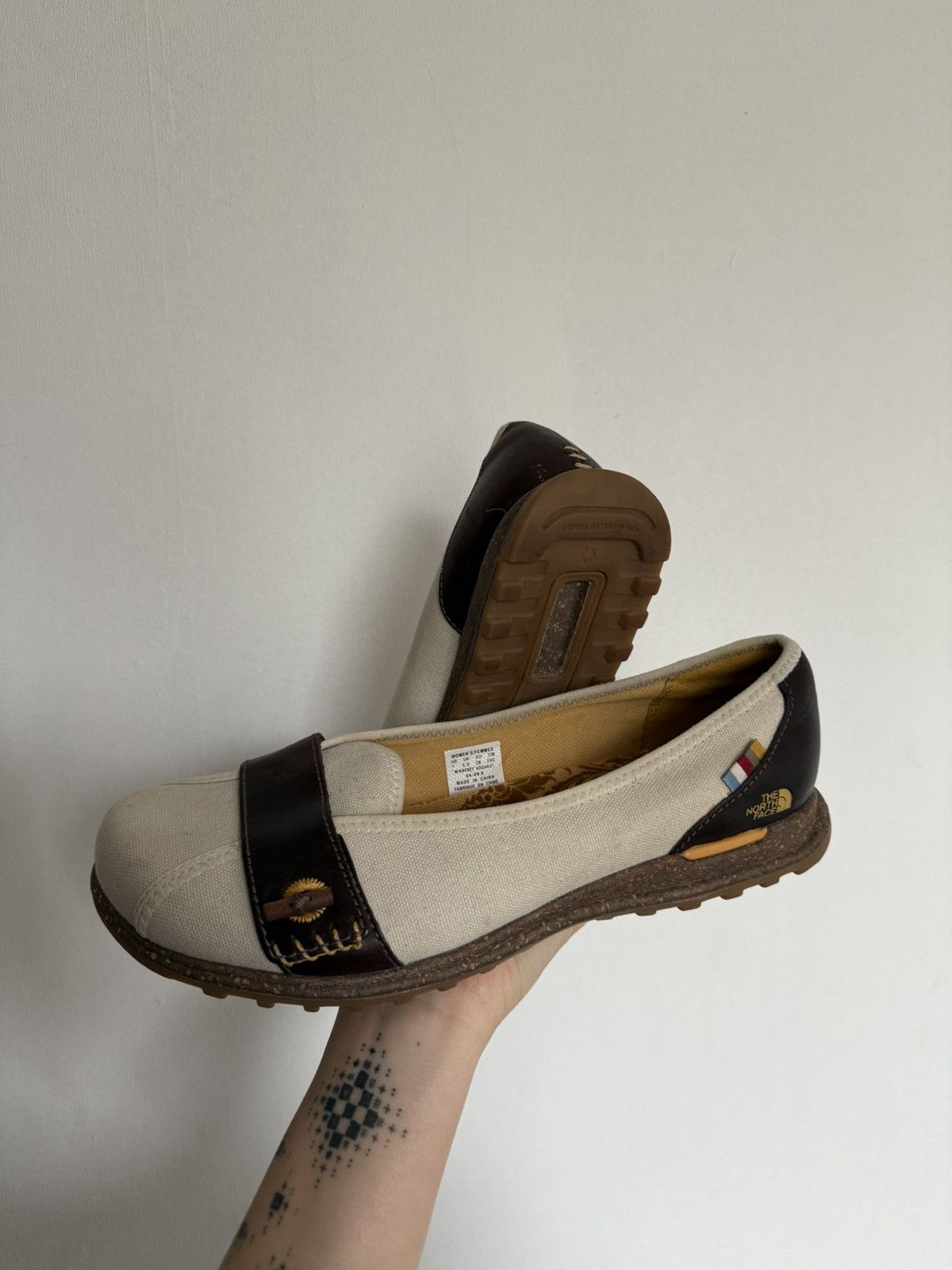The North Face Vintage The North Face Women's Tan and Brown Loafers Size US 7 / IT 37 - 3 Thumbnail