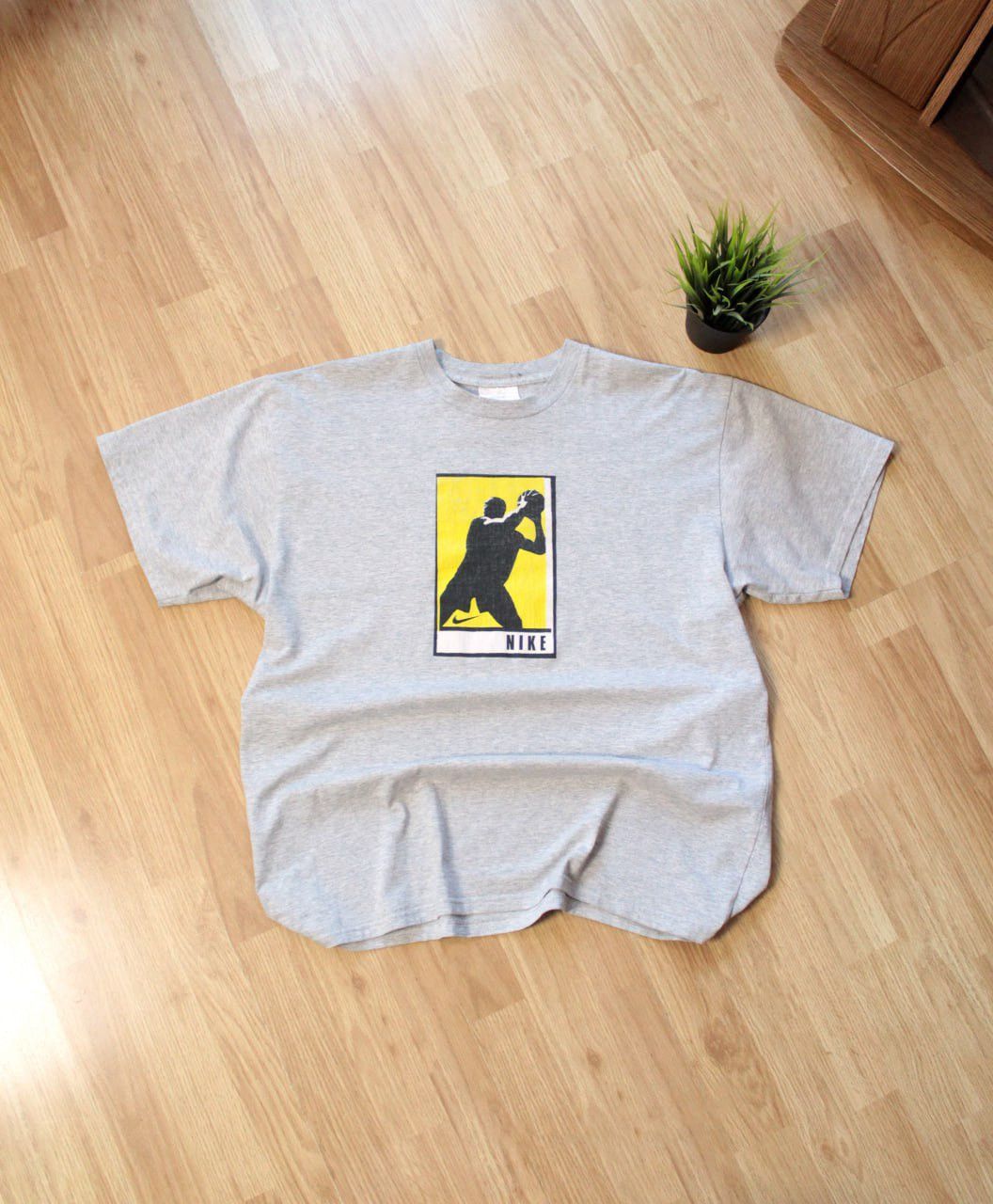 Jordan Brand 🔥 90s Nike NBA Jordan Vintage T Shirt Basketball Size US L / EU 52-54 / 3 - 1 Thumbnail
