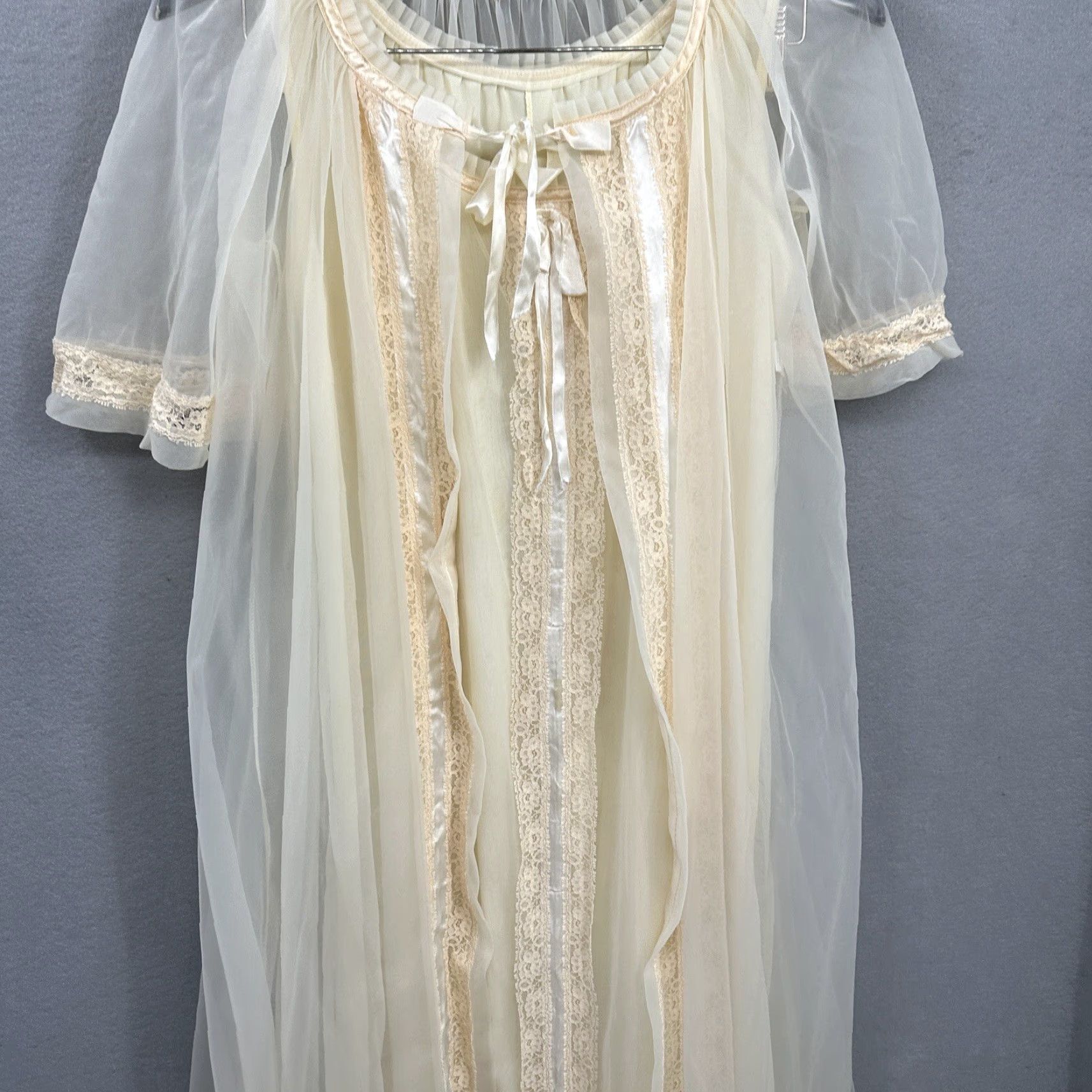 Vintage VINTAGE Tosca Lingerie Boudoir Peignoir Nightgown Womens Small Yellow Chiffon 1970s Victorian Size ONE SIZE - 4 Thumbnail