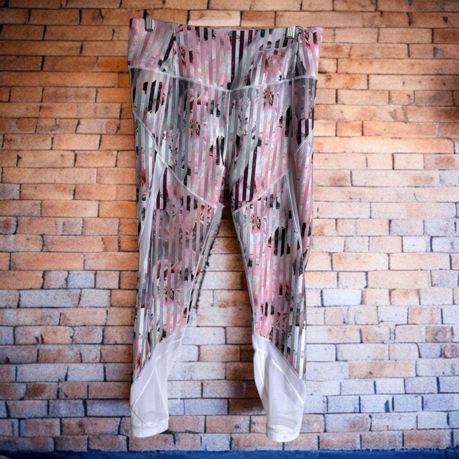 Other Calia By Carrie Underwood Womens Leggings L Mesh Ankle Pink Size 34" / US 12 / IT 48 - 2 Thumbnail