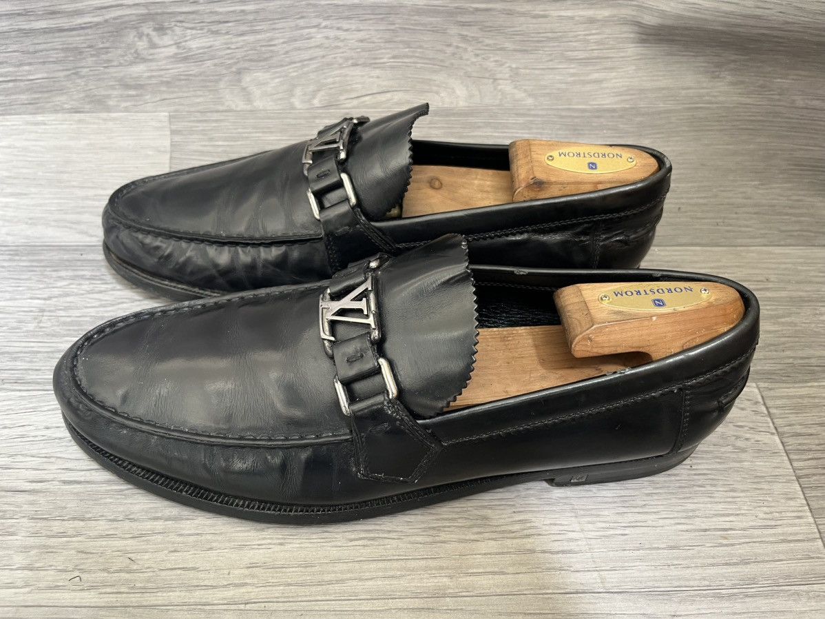 Louis Vuitton Louis Vuitton major LV logo casual leather loafers. Size US 9 / EU 42 - 6 Thumbnail