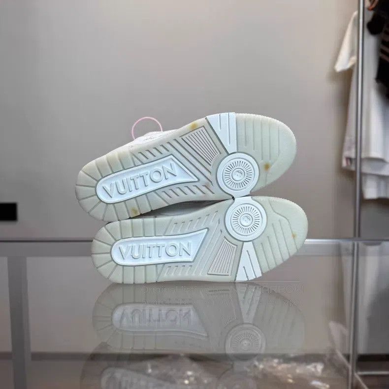 Louis Vuitton Louis Vuitton Trainer white cement shoes Size US 7 / IT 37 - 7 Thumbnail