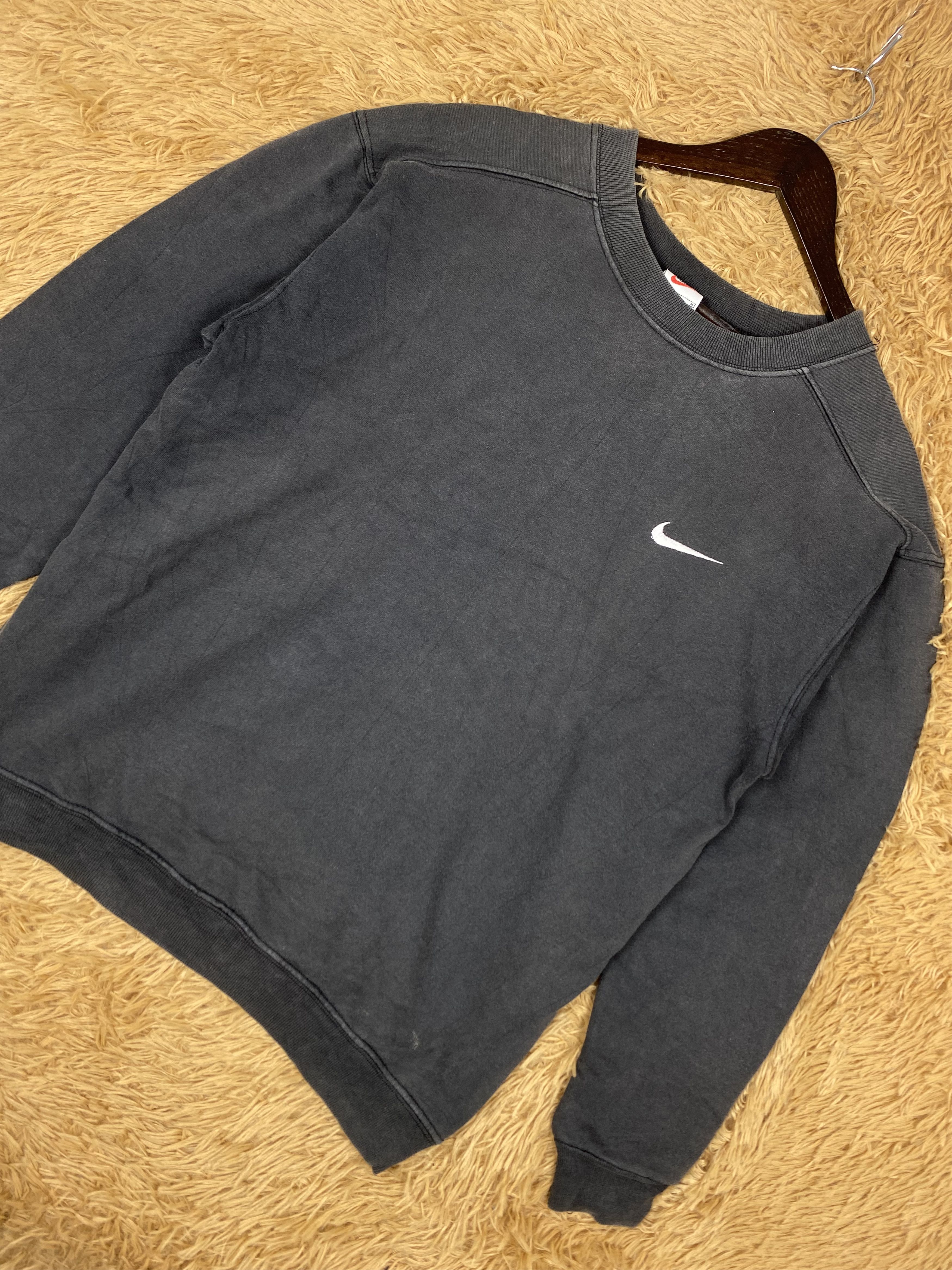 Nike Vintage Nike Crewneck USA Faded Sweatshirts DJ789 Size US M / EU 48-50 / 2 - 2 Thumbnail