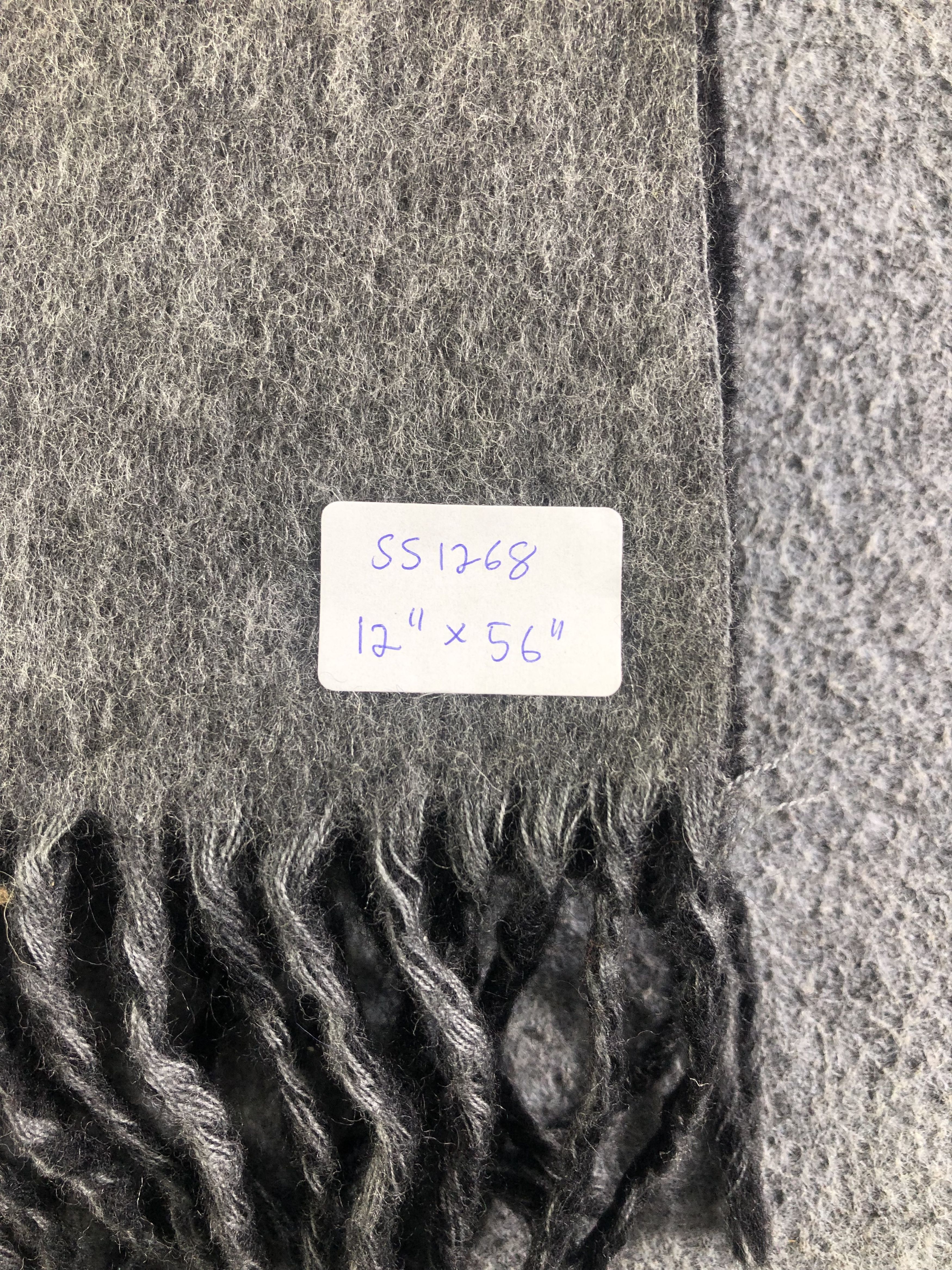 Pierre Balmain Pierre Balmain Wool Scarf / Muffler / Neckwear SS1268 Size ONE SIZE - 8 Thumbnail
