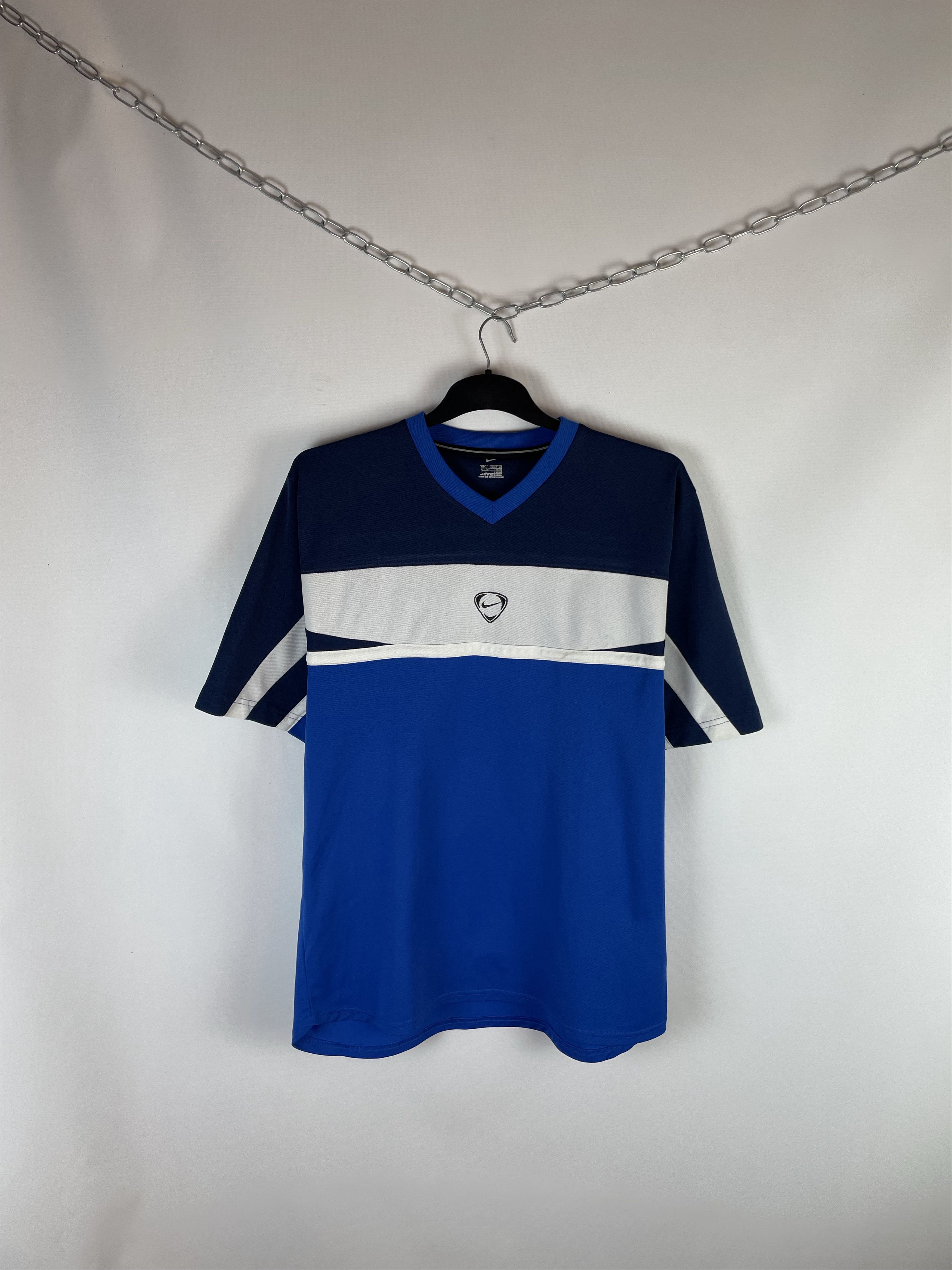 Nike Vintage Nike tee 90s Size US L / EU 52-54 / 3 - 1 Thumbnail