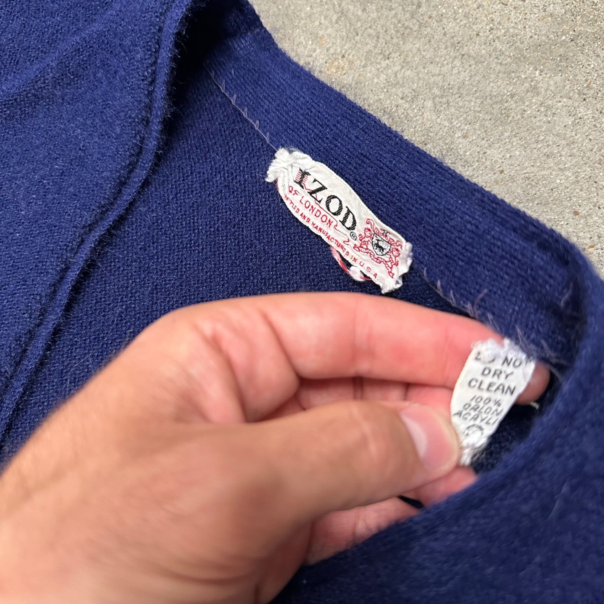 Vintage Vintage 60s/70s Izod of London Knit Cardigan Sweater Size US L / EU 52-54 / 3 - 2 Thumbnail
