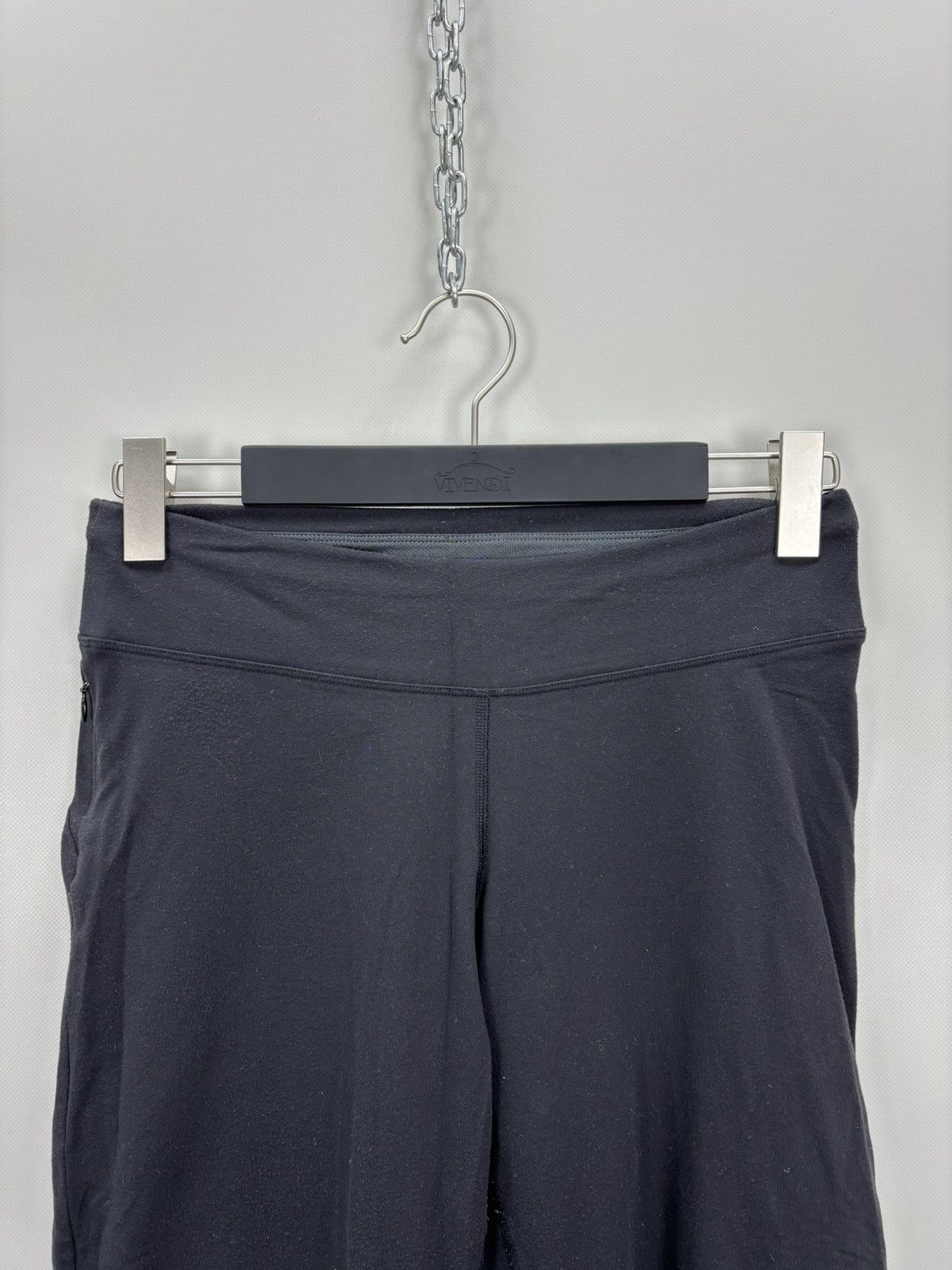Arc'teryx Womens shorts Arcteryx Size S Color Black Size 25" / US 0 / IT 36 - 3 Thumbnail