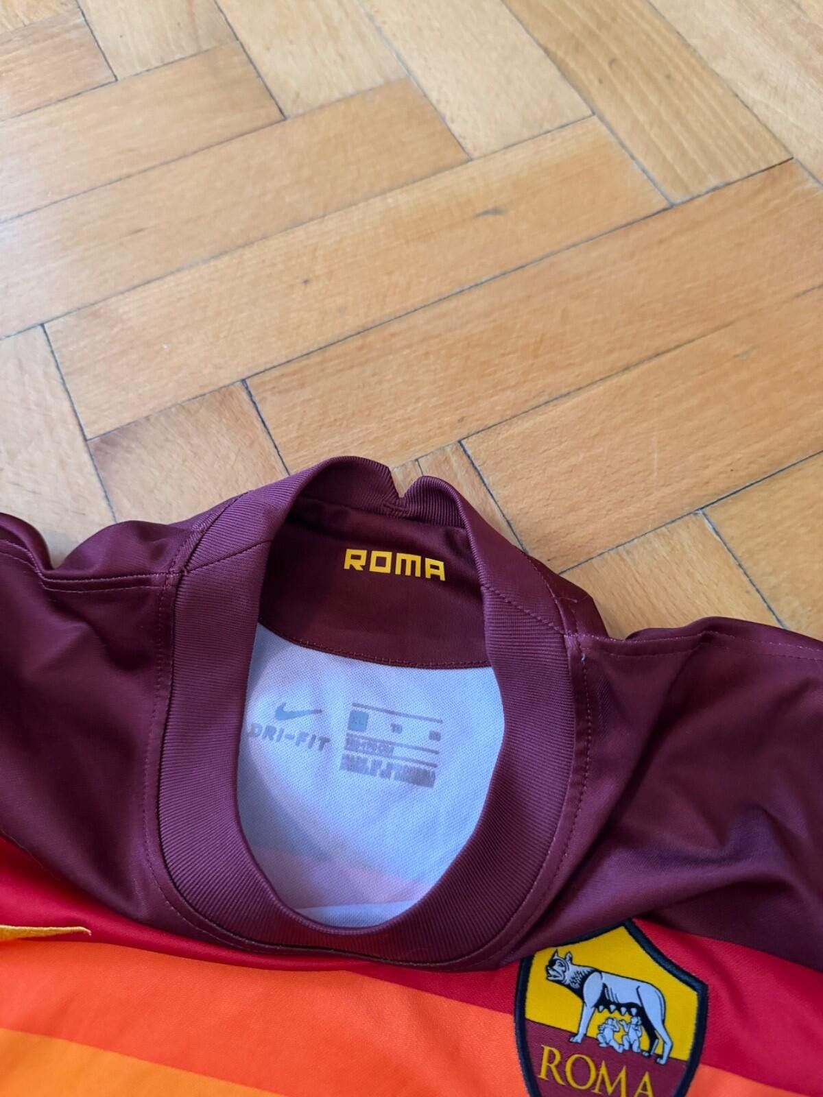 Nike Nike AS Roma 2020/21 Home Football Jersey Sz XL(Boys) Size US XS / EU 42 / 0 - 5 Thumbnail