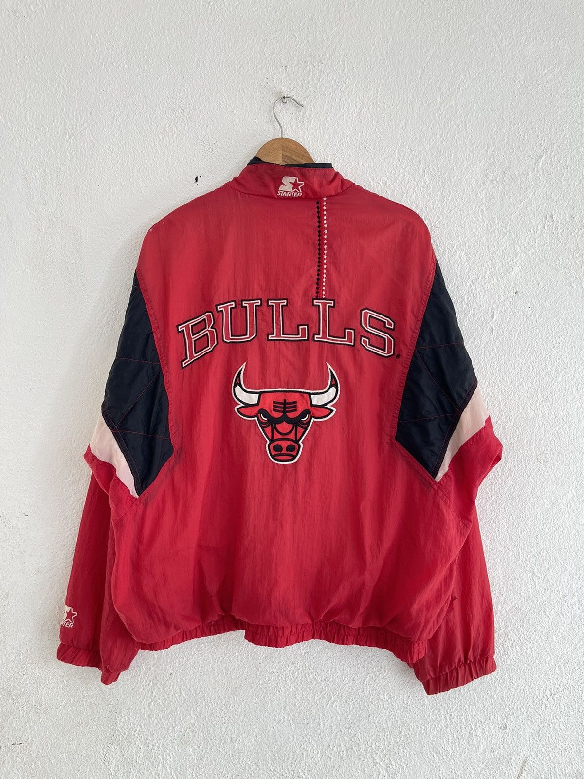 Starter Vintage Starter Chicago Bulls Jacket Size US L / EU 52-54 / 3 - 1 Thumbnail