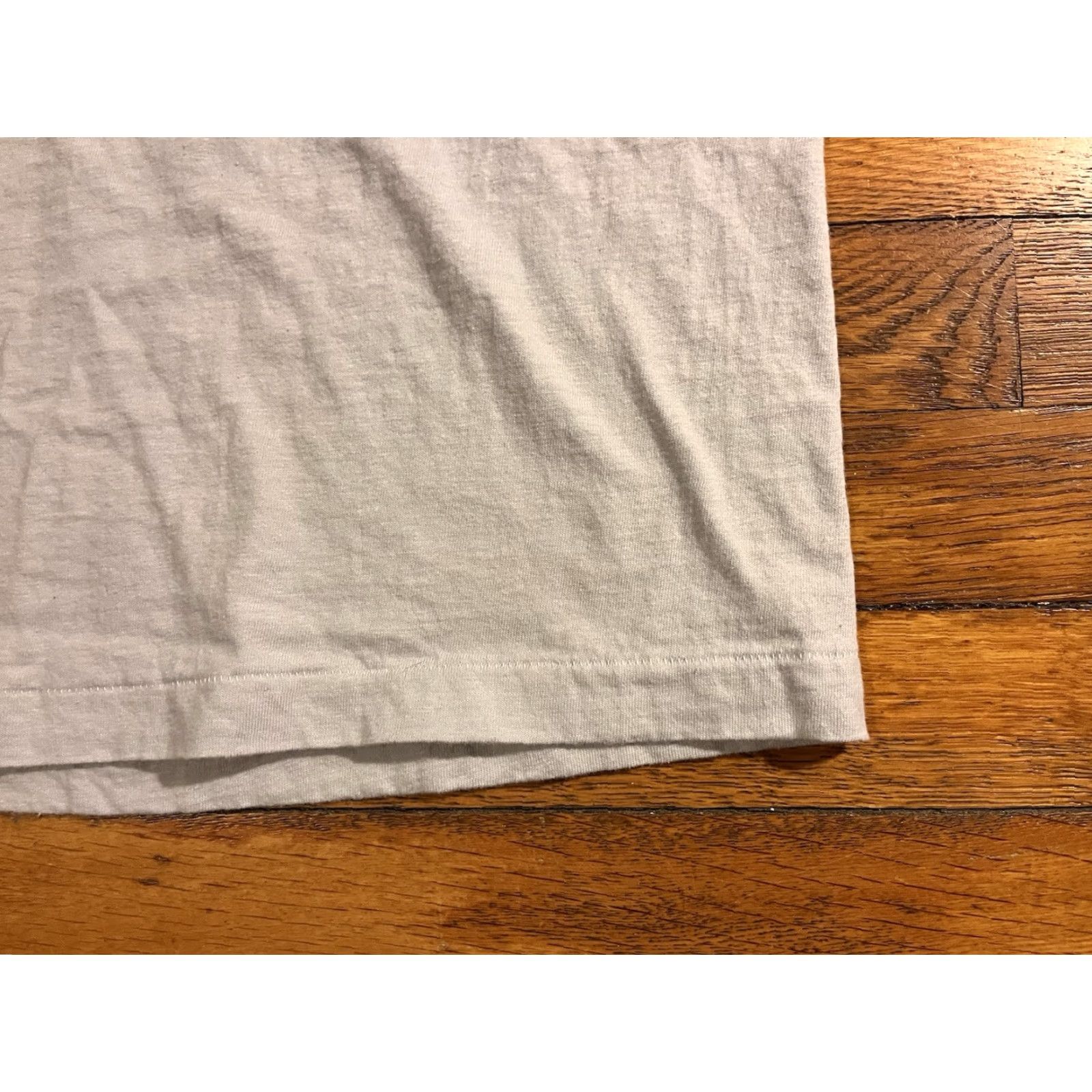 Hanes VINTAGE MGM UA United Artists Shirt Men’s L Grey 80s Graphic Print Crew Neck Short Sleeve Hanes Beefy M Fits Like XL Mens Shirt Size US M / EU 48-50 / 2 - 5 Thumbnail