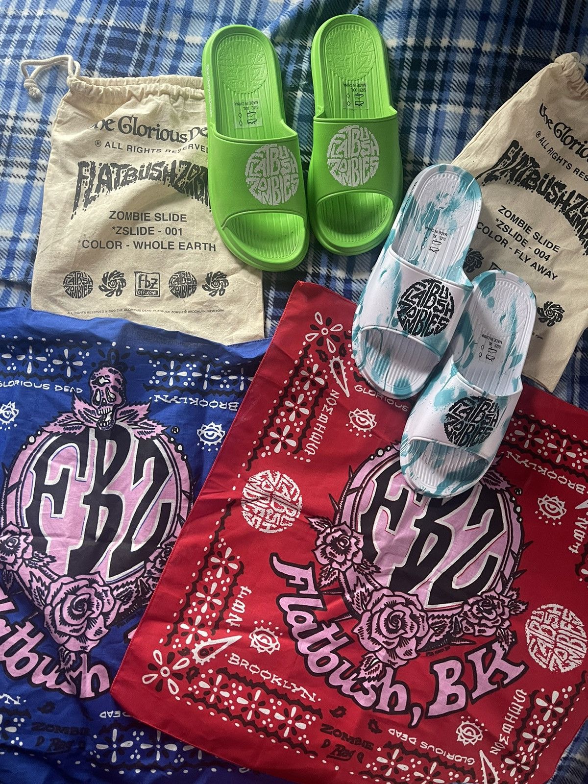 Flatbush Zombies Flatbush Zombies Chanklas + 2 FBZ Bandanas Size US 12 / EU 45 - 1 Thumbnail