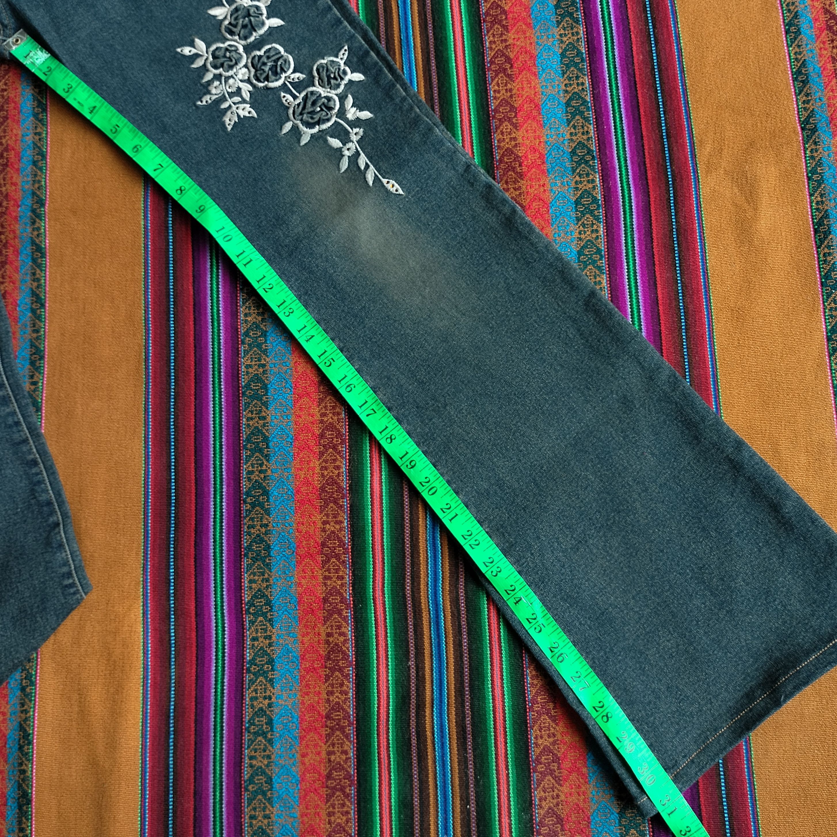 Tornado Mart Sky scraper flower Embroidery 3d mud max flare jeans Size US 30 / EU 46 - 17 Thumbnail