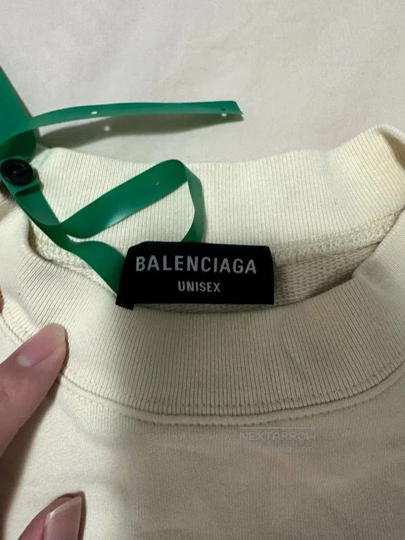 Balenciaga Balenciaga FW22 Logo Embroidered Sweatshirt. Size US M / EU 48-50 / 2 - 8 Thumbnail