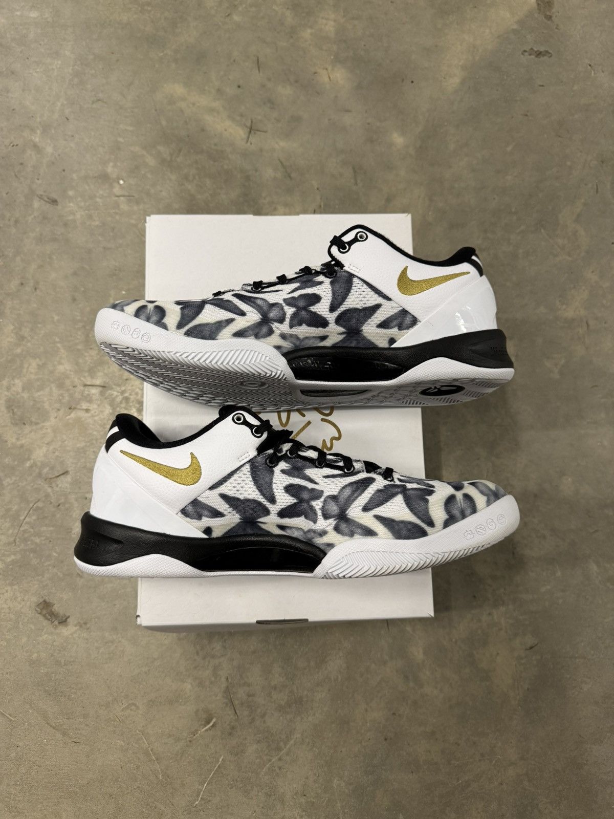 Nike Nike Kobe 8 Protro Mambacita Size 11 Size US 11 / EU 44 - 3 Thumbnail