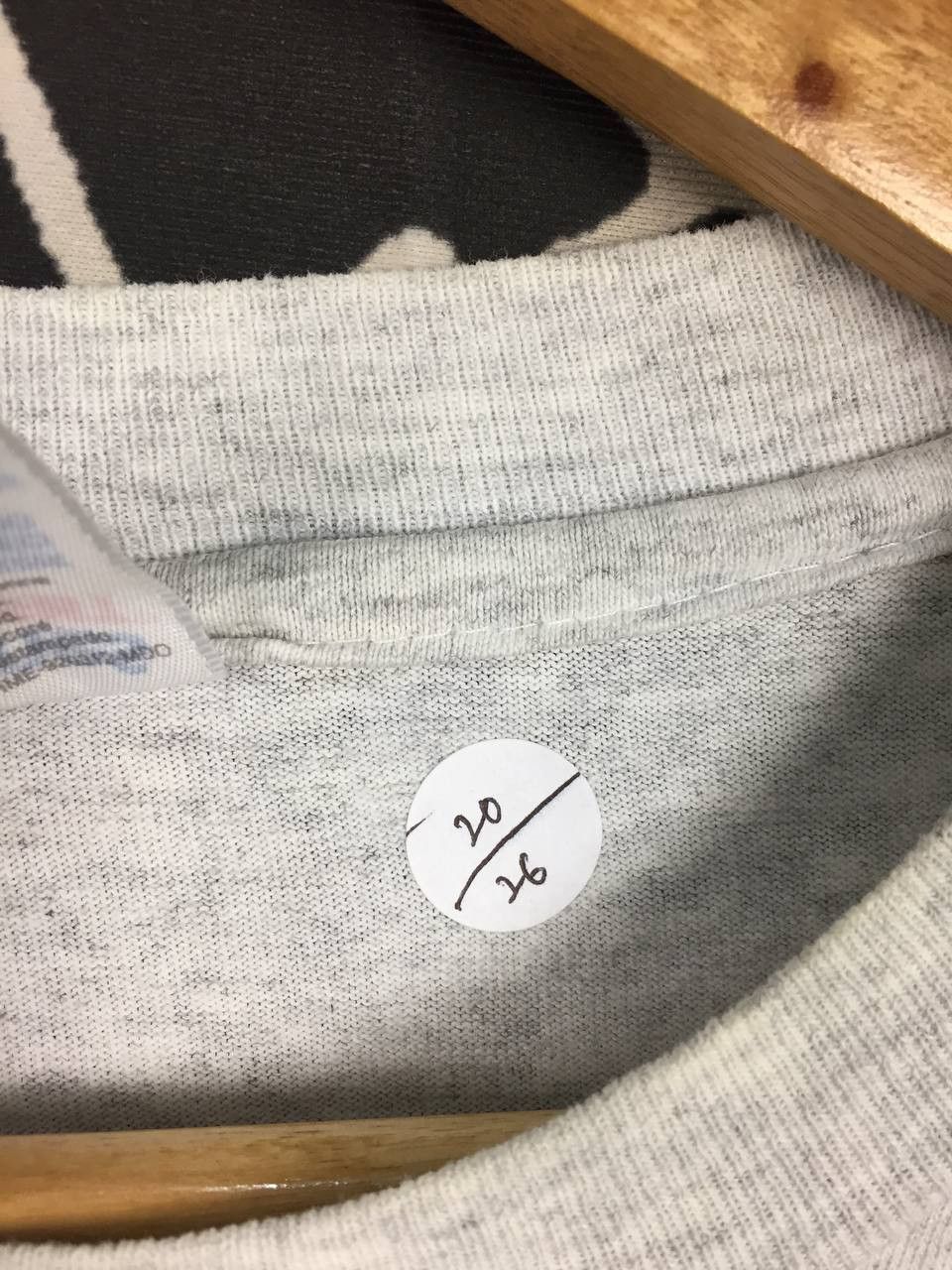 Vintage Vtg 90s Hanes Center Classic Logo Single Stitches Tee Size US M / EU 48-50 / 2 - 19 Thumbnail