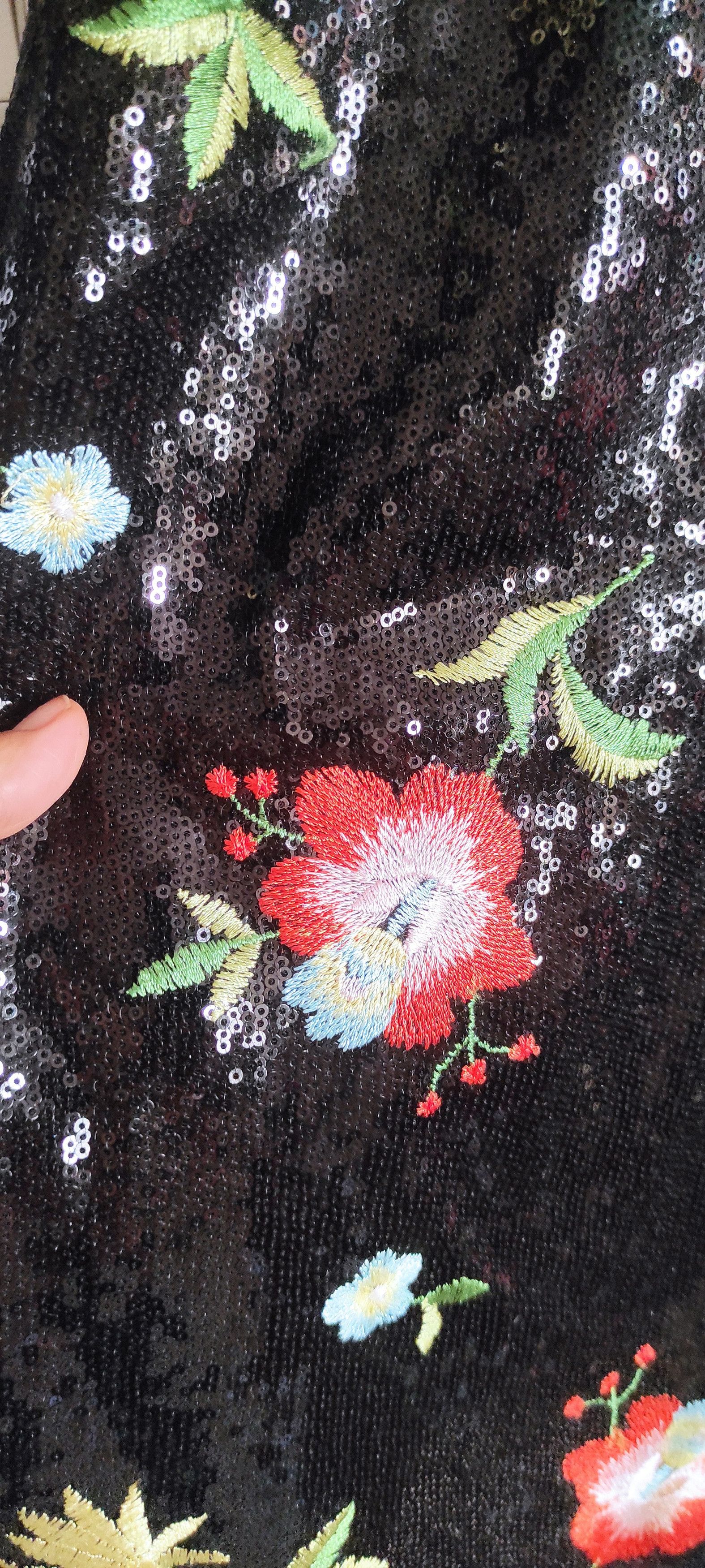 Zara ZARA Sequin Embroidered Flowers Short Sleeve Party Dress Size L / US 10 / IT 46 - 4 Thumbnail
