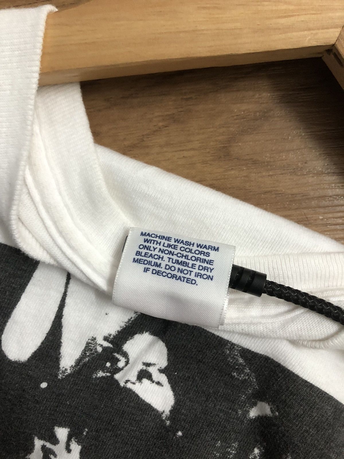 Hypebeast × Supreme Supreme Out Of Order Tee Size US M / EU 48-50 / 2 - 4 Thumbnail