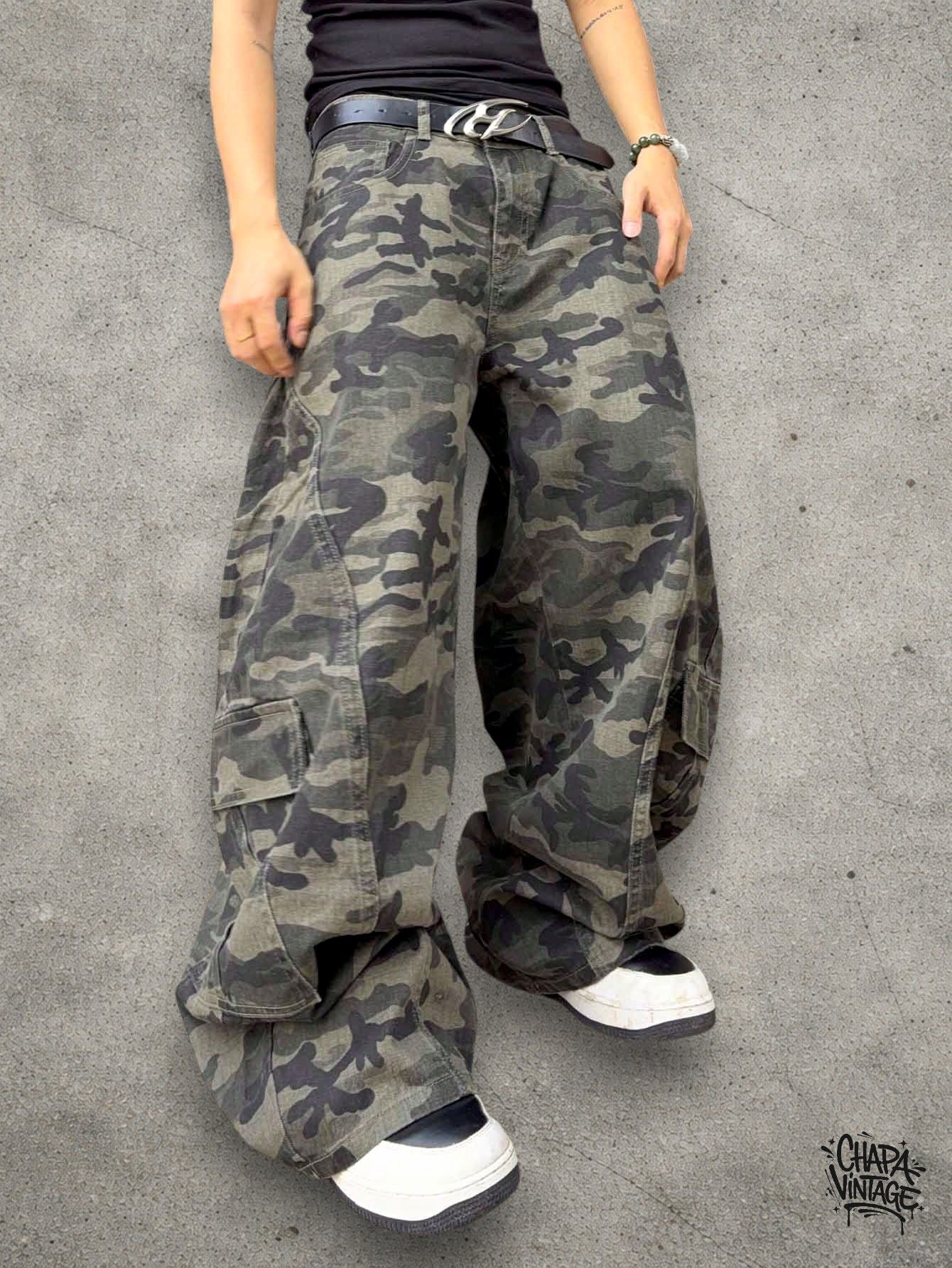 Japanese Brand Baggy cargo camo jeans Size US 32 / EU 48 - 1 Thumbnail