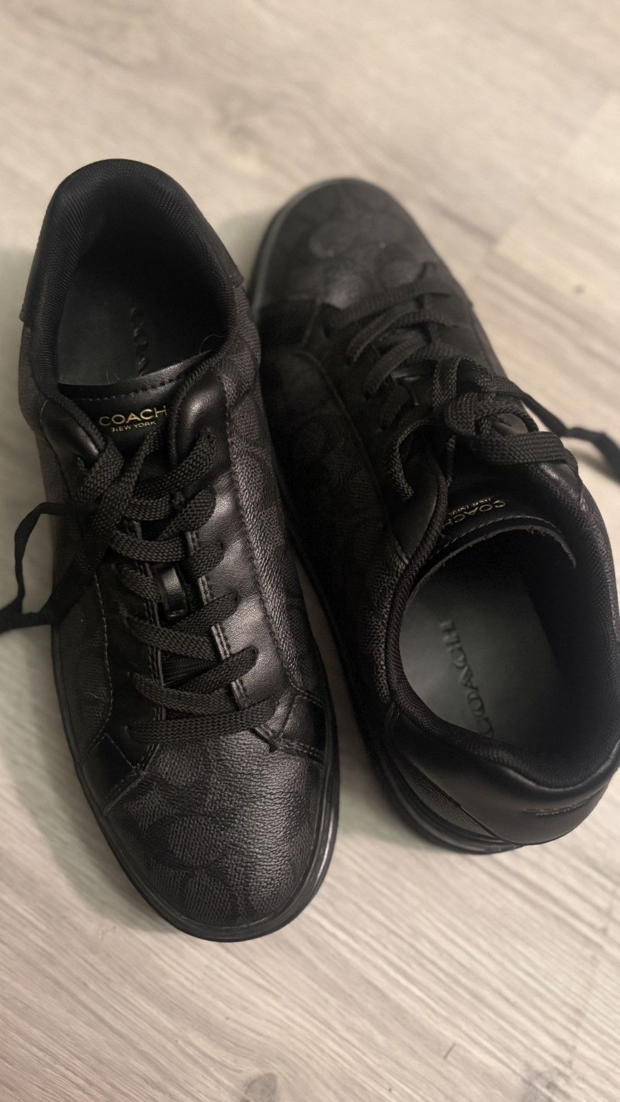Coach Coach Black signature sneaker Size US 10.5 / EU 43-44 - 1 Thumbnail