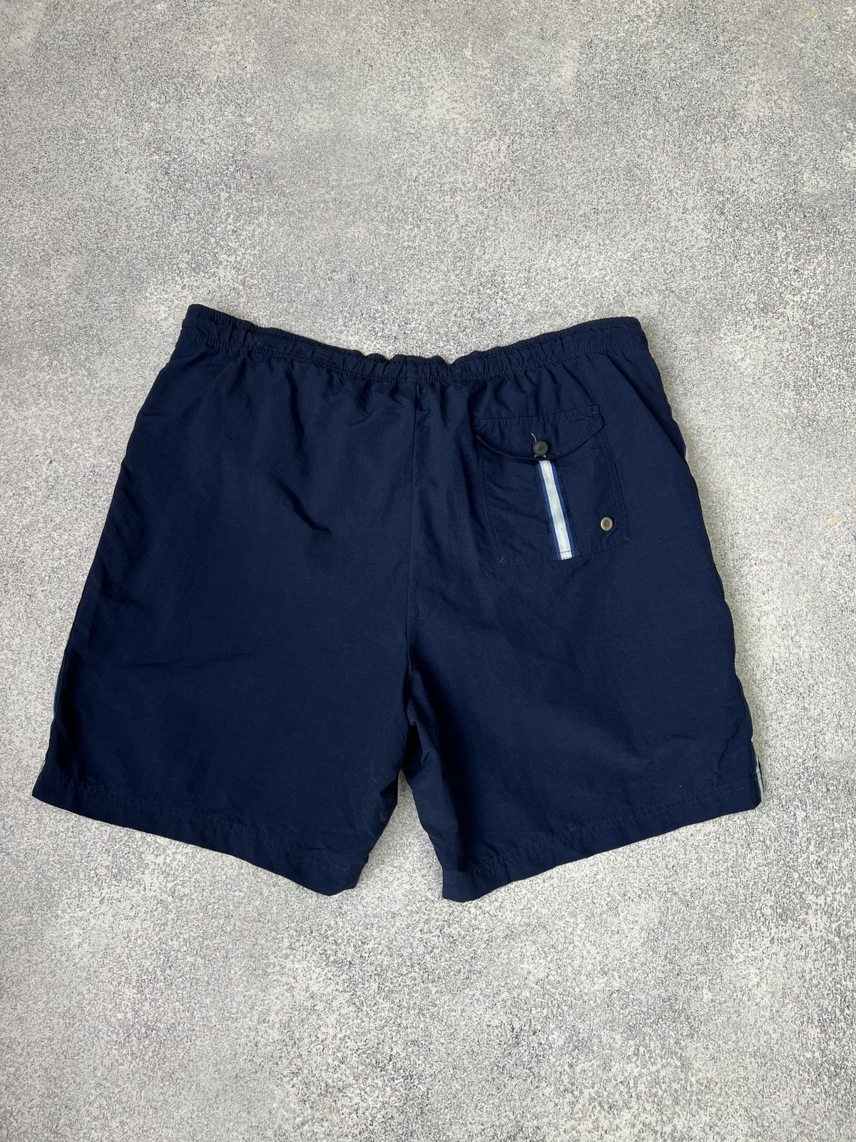 Nike × Vintage Vintage Nike 90s Style Shorts Size US 34 / EU 50 - 12 Thumbnail
