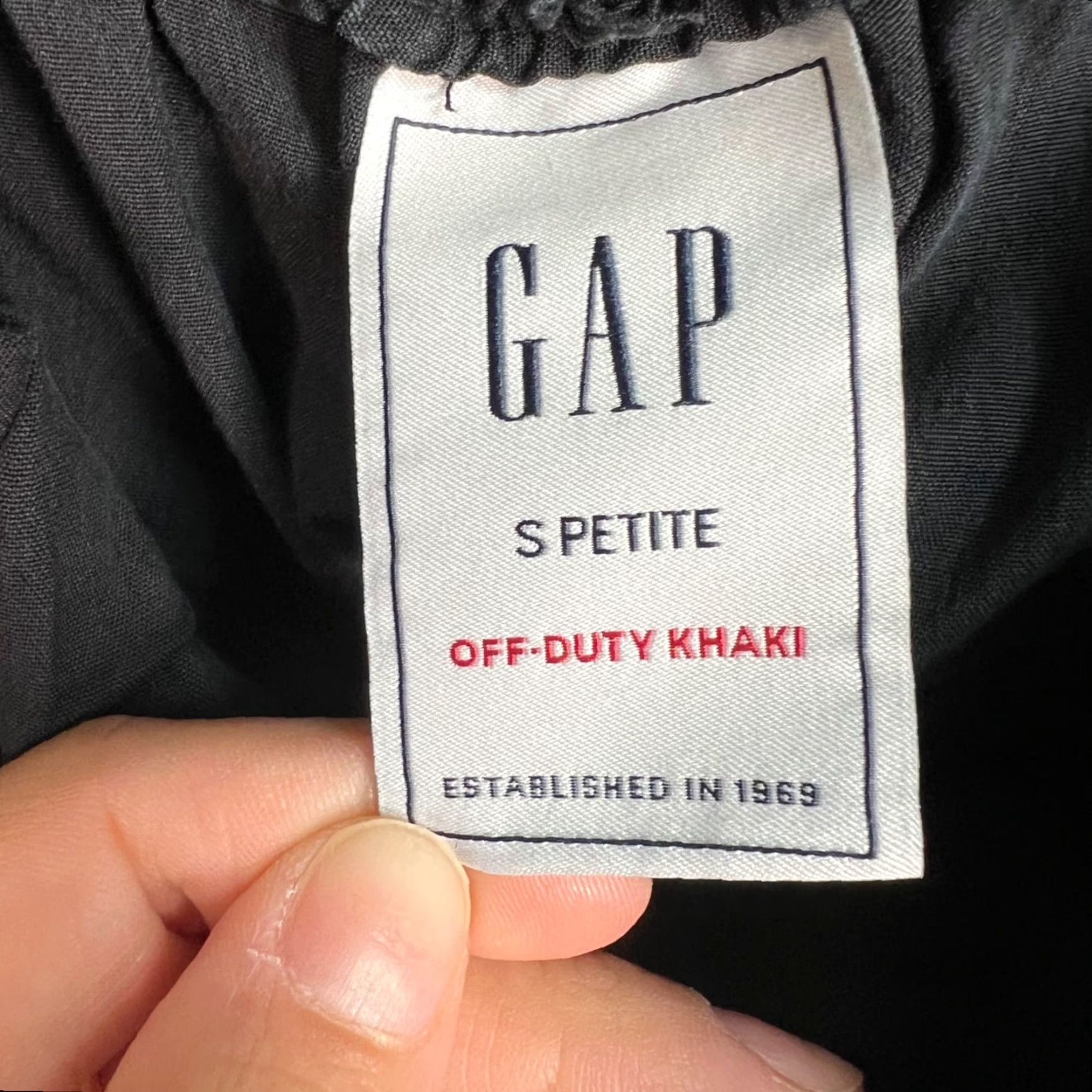 Gap Gap Womens Size Small Petite Cropped Off-Duty Khaki Straight Leg Pants Size 28" / US 6 / IT 42 - 3 Thumbnail