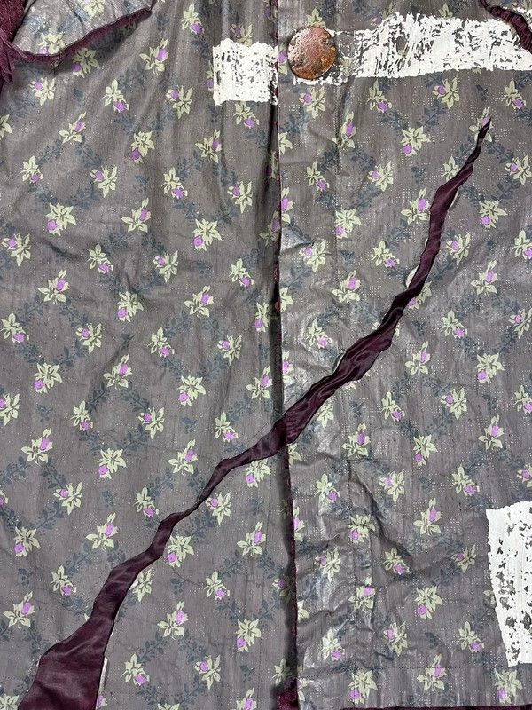 Undercover UNDERCOVER 05 SS but beautiful ll period crack stamen coat Size US L / EU 52-54 / 3 - 7 Thumbnail