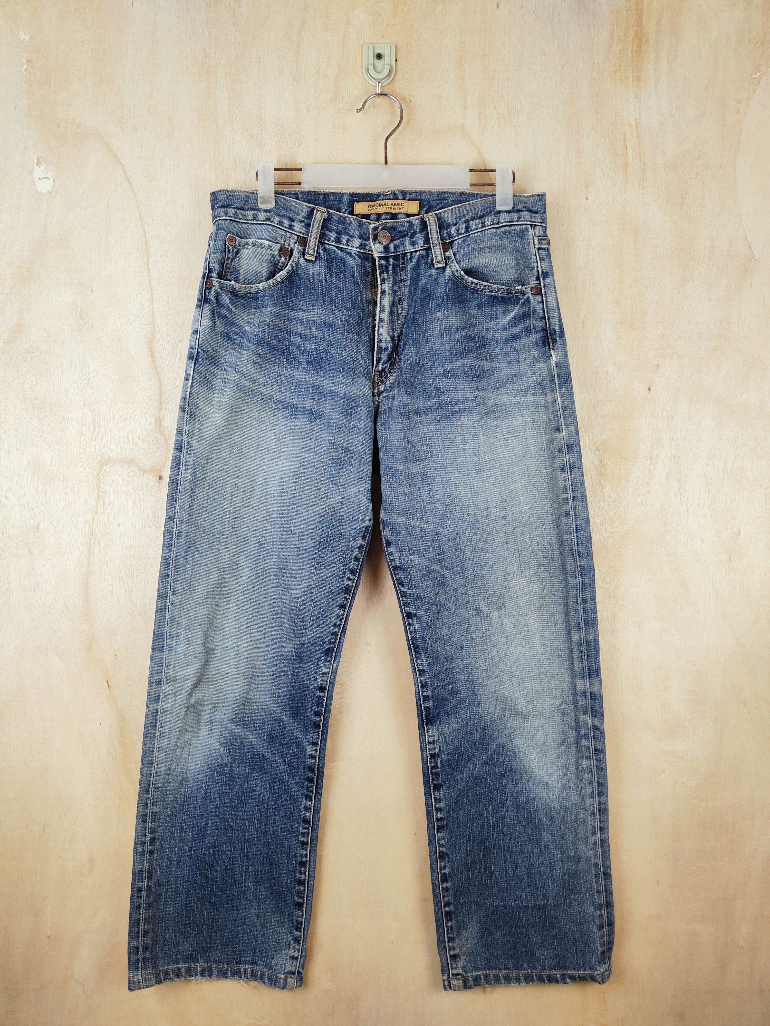 Image of Distressed Denim x Vintage Uniqlo Blue Distressed Ripped Vintage Denim Jeans S2499 in Blue Denim (S