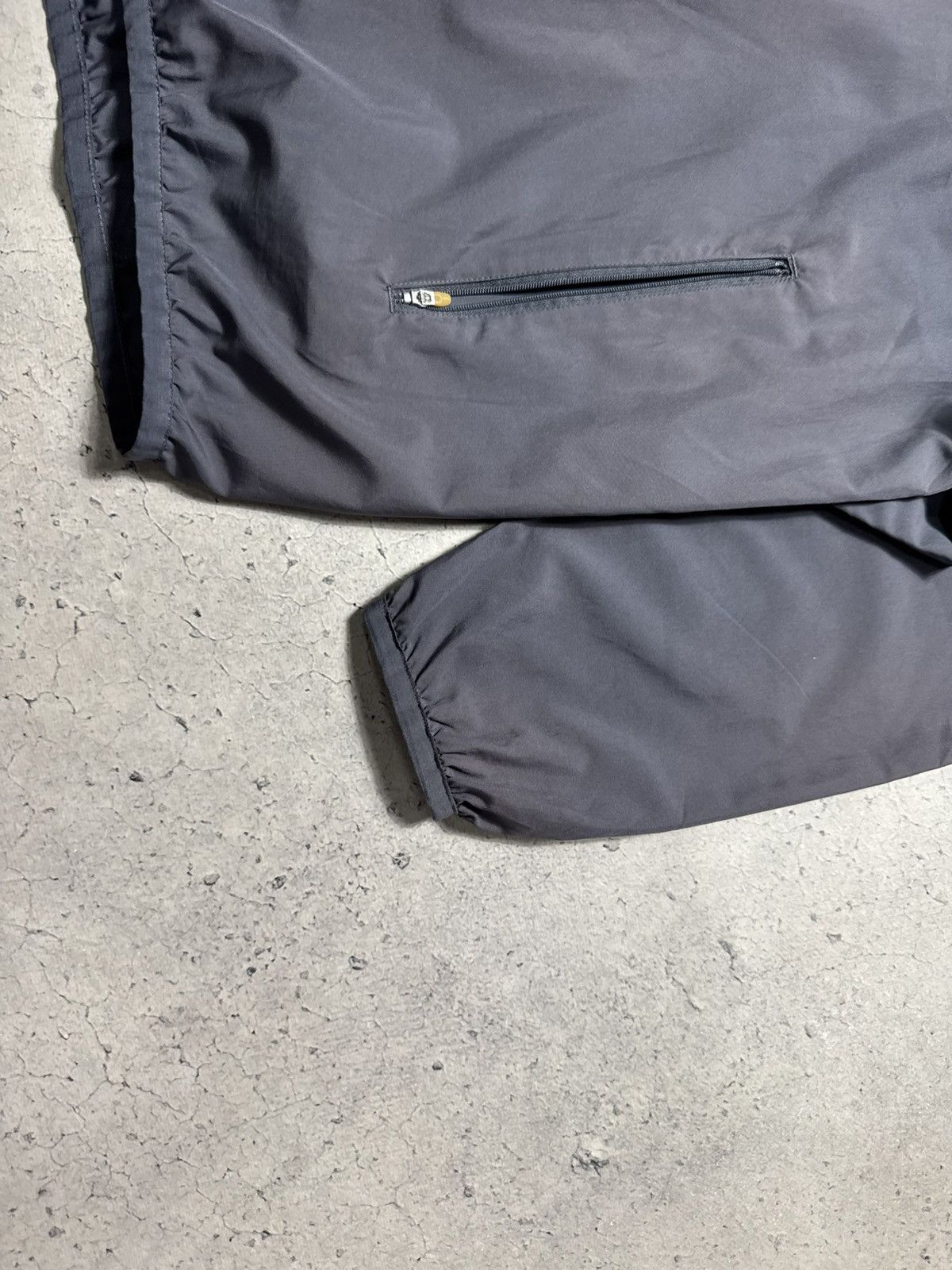 Nike Nike Nylon Vintage Track Suit Jacket & Pants Drill Swoosh Size US XL / EU 56 / 4 - 4 Thumbnail