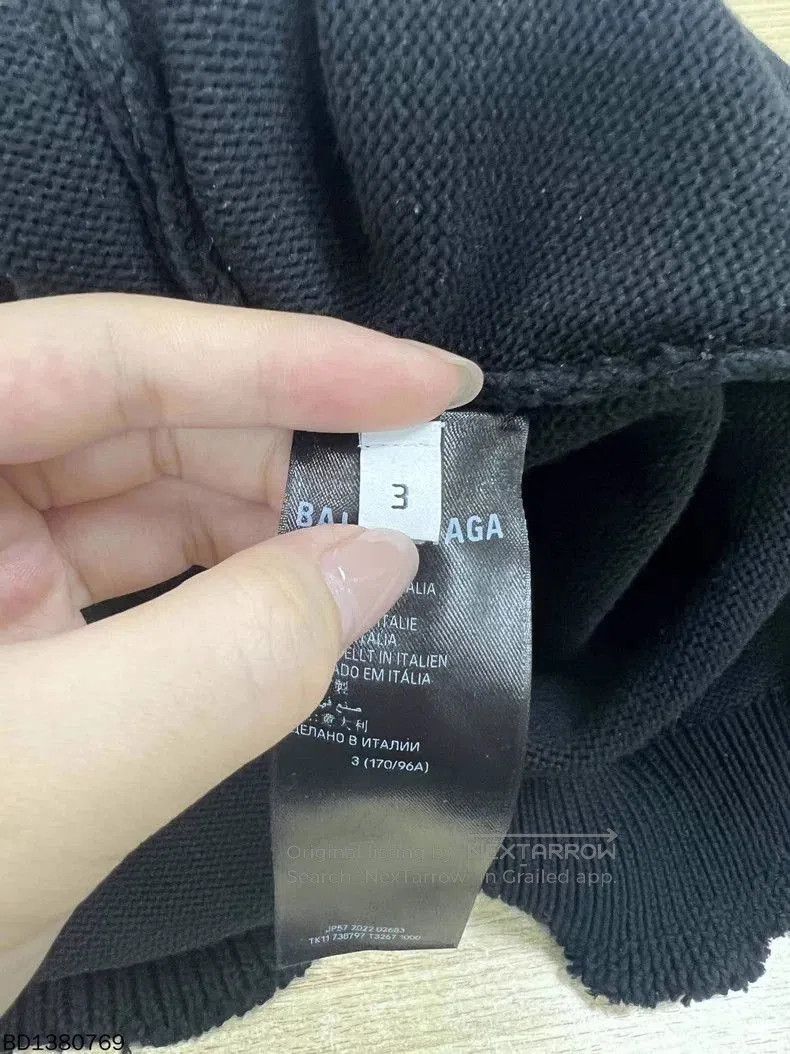 Balenciaga Balenciaga Black Oversized Crewneck Sweater. Size US XL / EU 56 / 4 - 4 Thumbnail