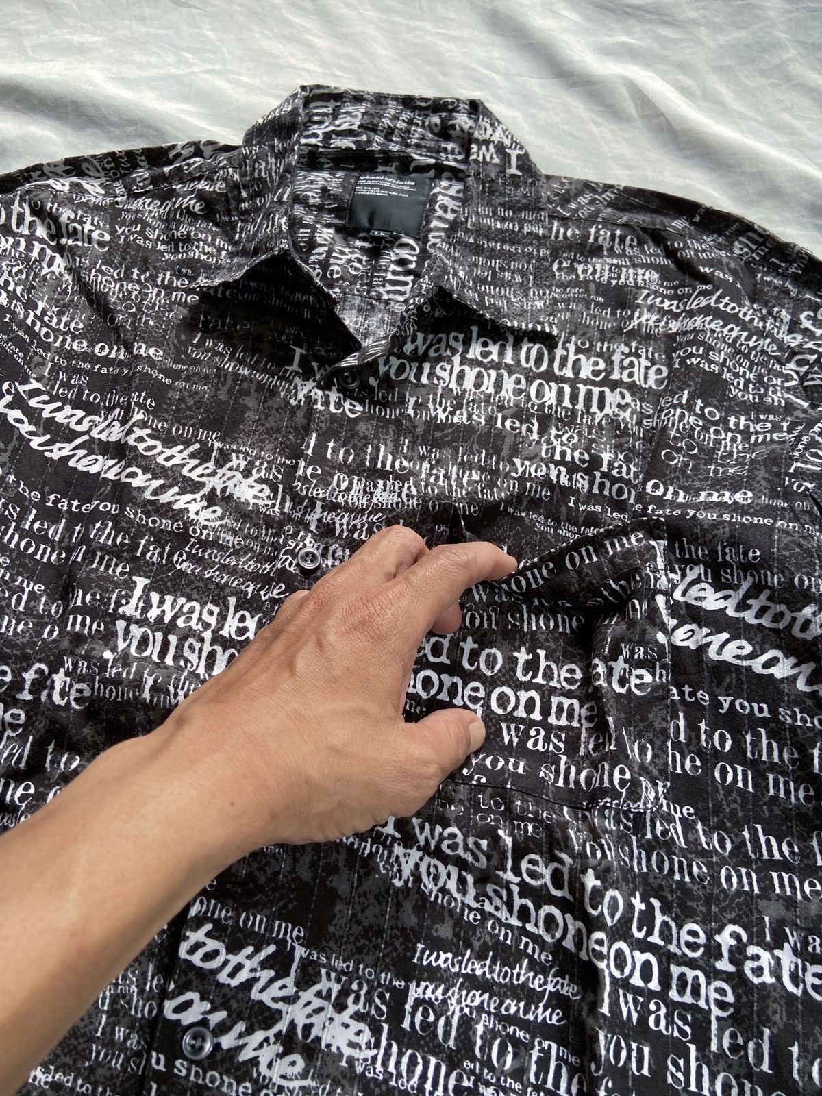 14th Addiction SPLENDID SATISFACTION ARCHIVE TYPE WRITER BUTTON DOWN SHIRT Size US XL / EU 56 / 4 - 6 Thumbnail