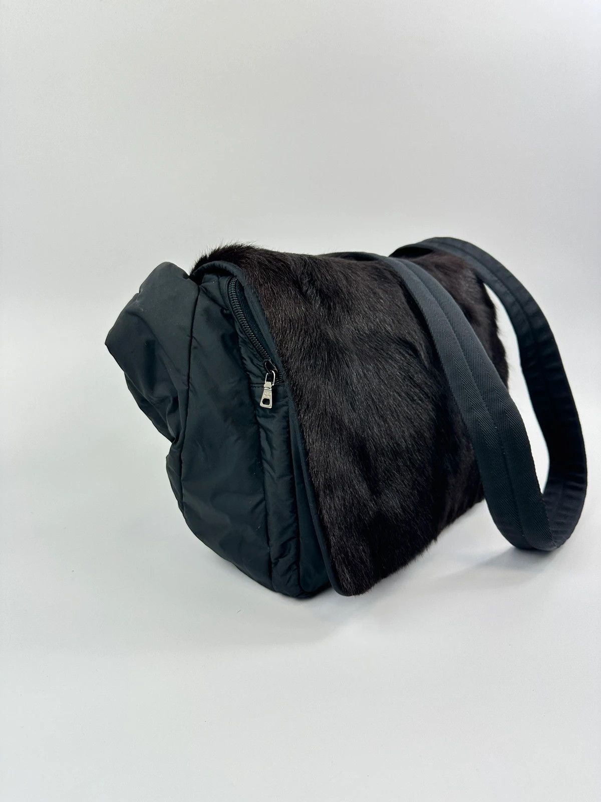Prada Prada Sport FW1999 Fur Nylon Crossbody Bag Slingbag Black Size ONE SIZE - 5 Thumbnail