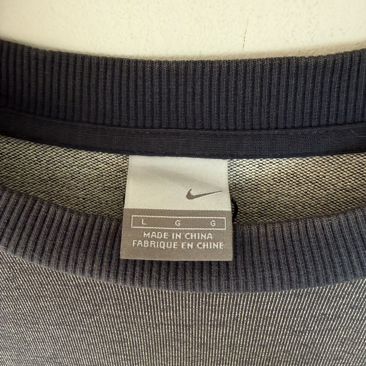 Nike Nike Embroidered Sweatshirt. Size US L / EU 52-54 / 3 - 4 Thumbnail