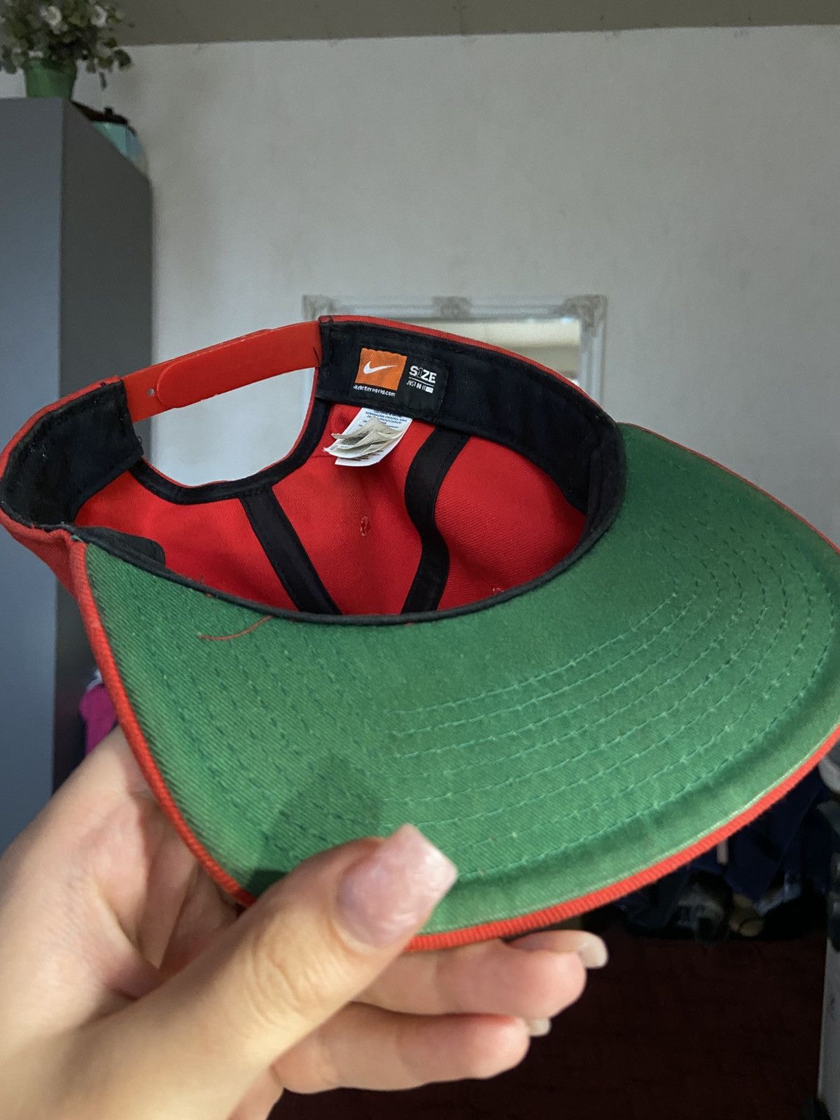 Nike Vintage Nike Red Swoosh Snapback Hat Size ONE SIZE - 4 Thumbnail