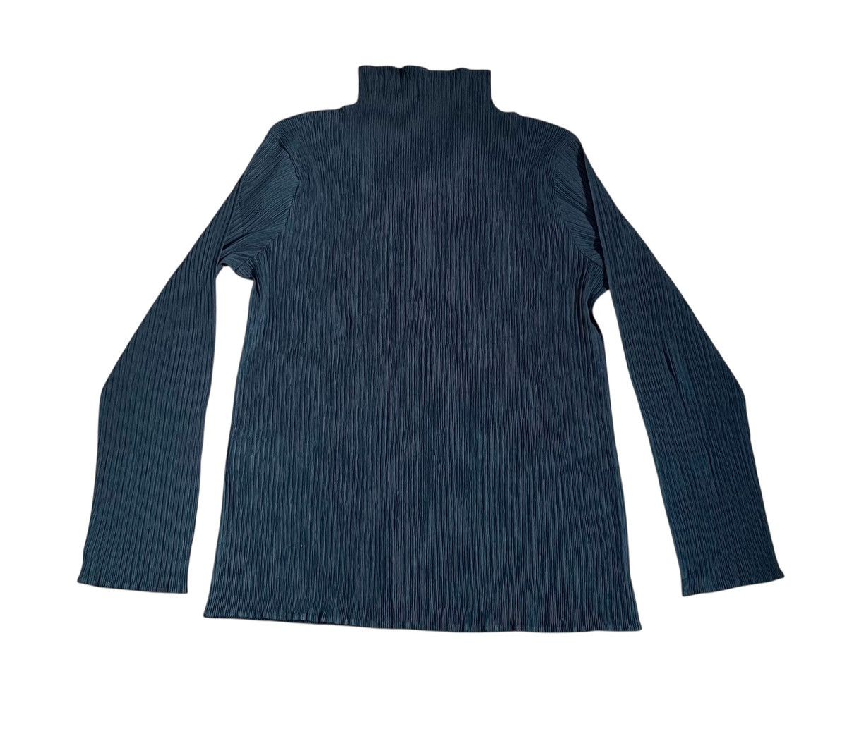 Vintage issey miyake faded black pleated turtleneck