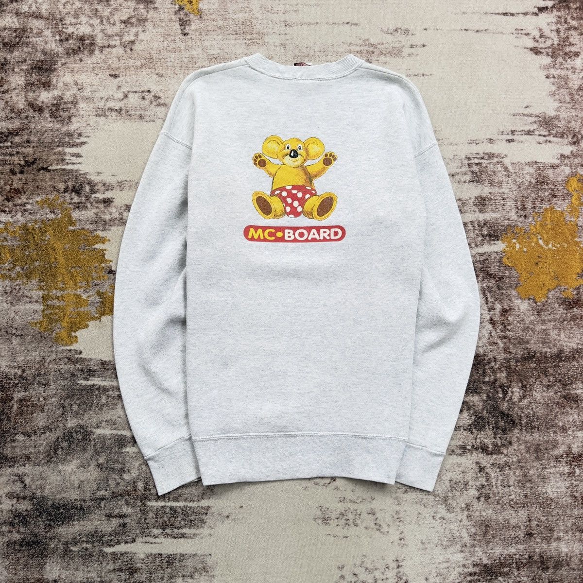 Fruit Of The Loom VINTAGE 90’s MC•BOARD ONE BEAR ONE WORLD CREWNECK SWEATSHIRT Size US L / EU 52-54 / 3 - 1 Thumbnail