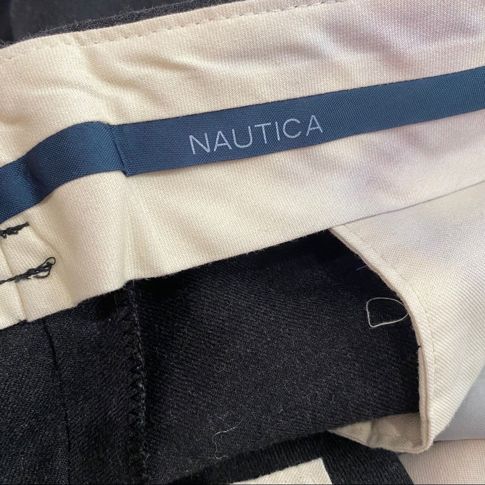 Nautica Men's Nautica Wool and Cashmere Pants sz 35 x 32 Grey Color Size US 35 - 7 Thumbnail