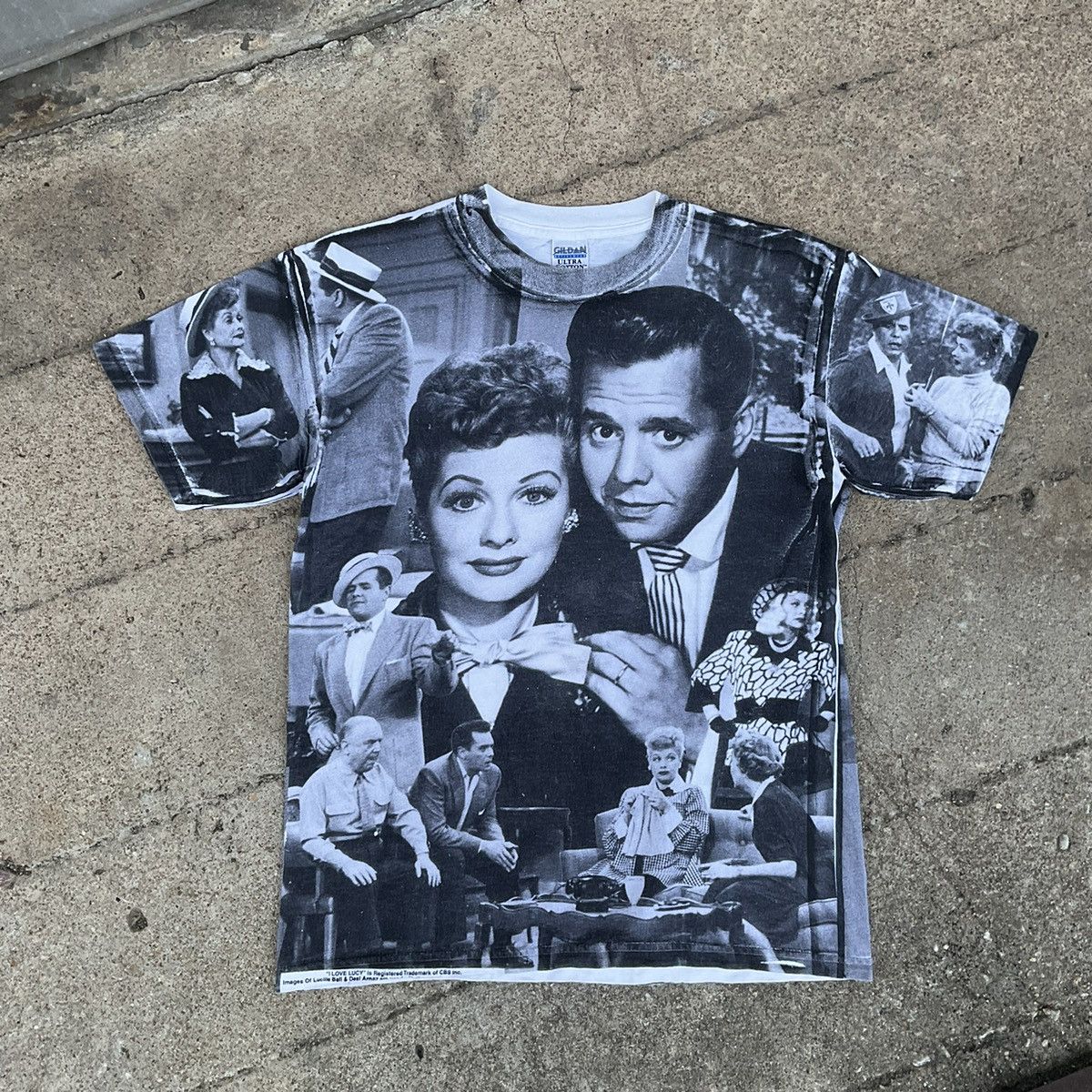 Universal Studios × Vintage Vintage I Love Lucy TV Show Sitcom All Over Print T-Shirt Size US XXS / EU 40 - 1 Thumbnail